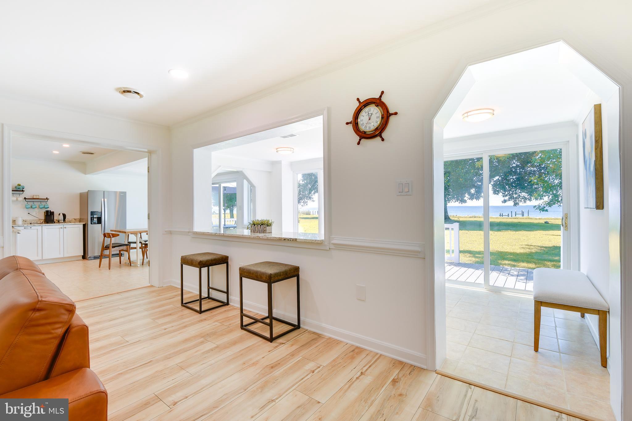 CORNFIELD HARBOR - Residential