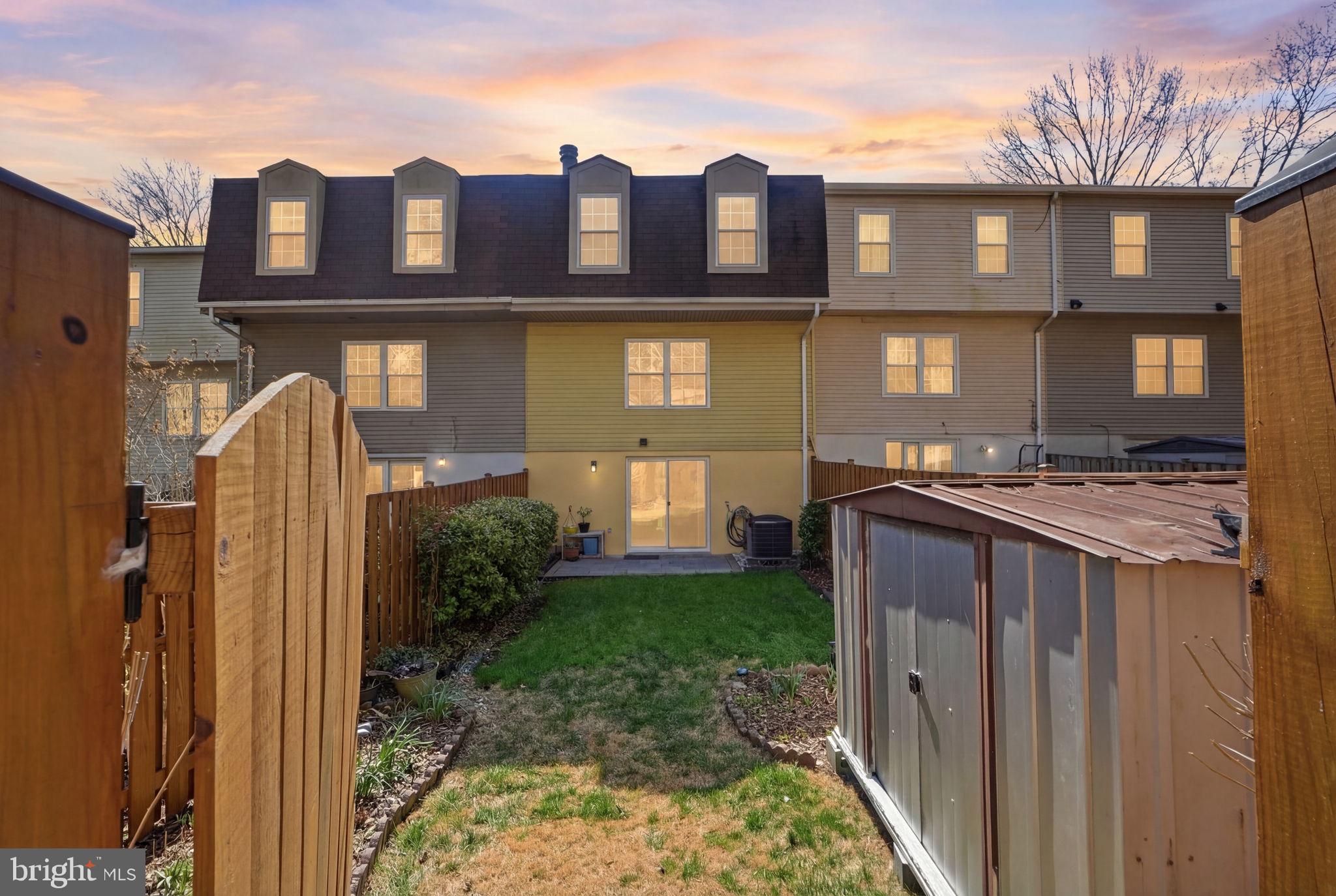 SHANNON STATION - Residential