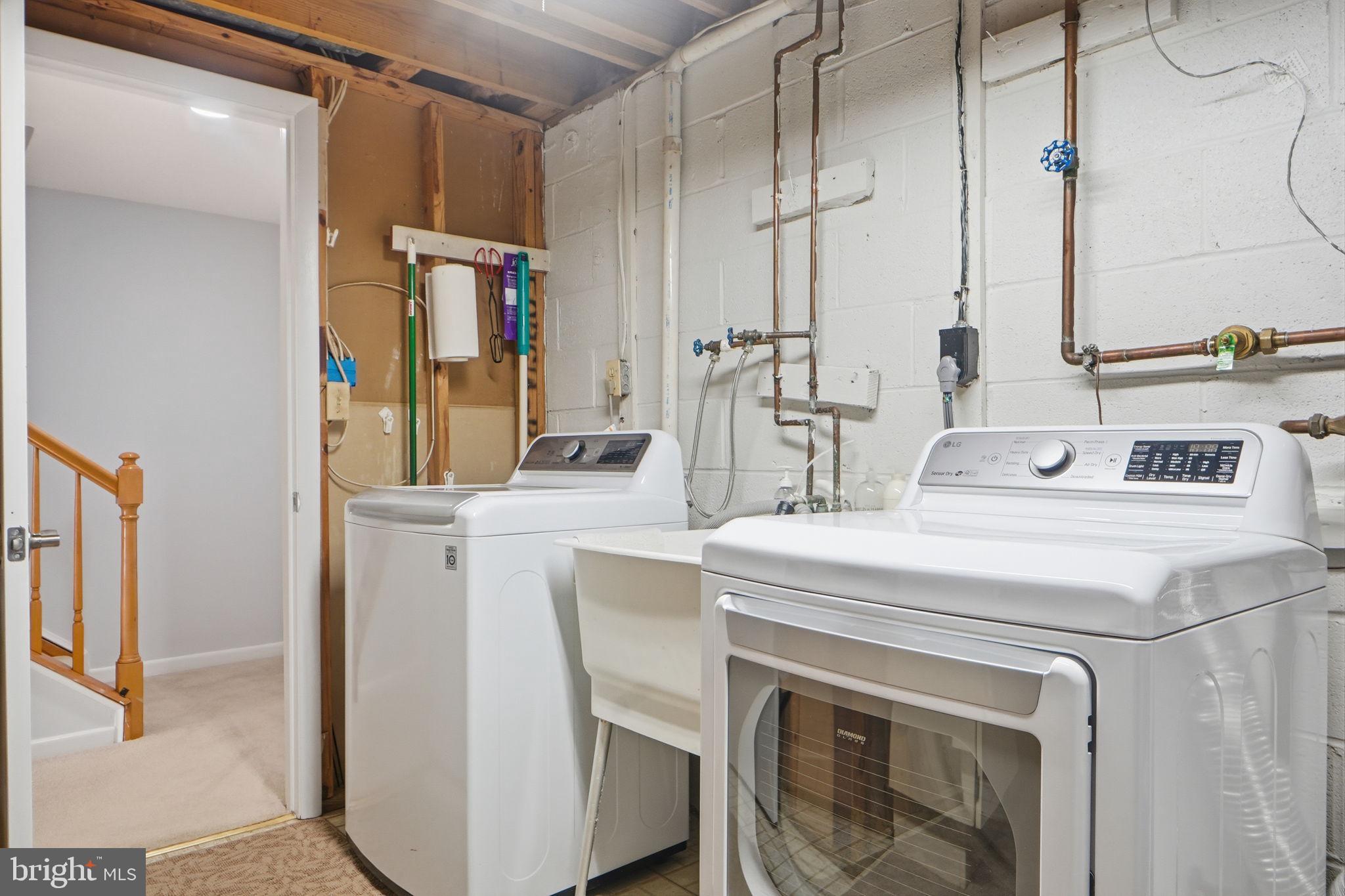 SHANNON STATION - Residential