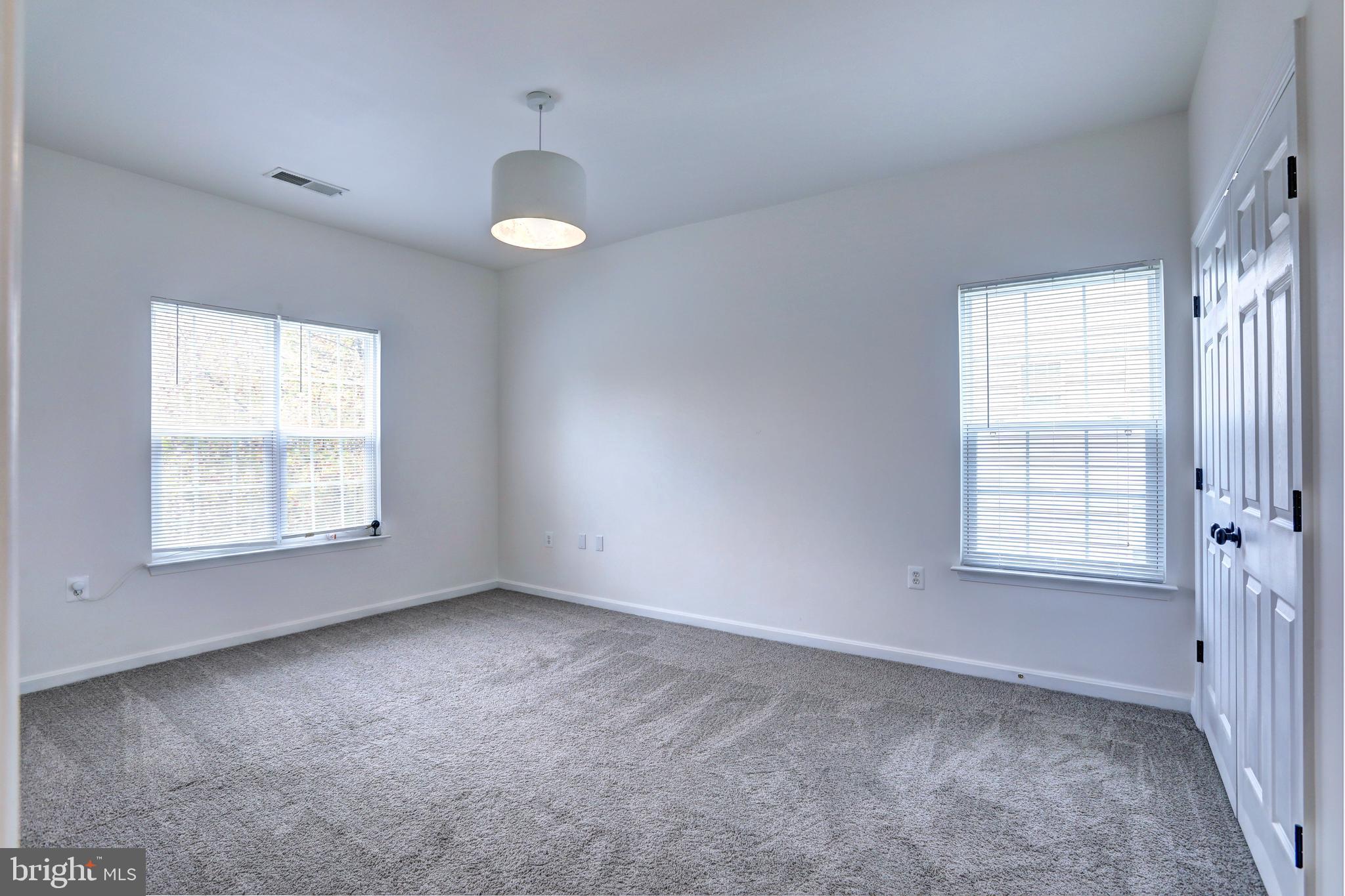 HUNTFIELD - Residential