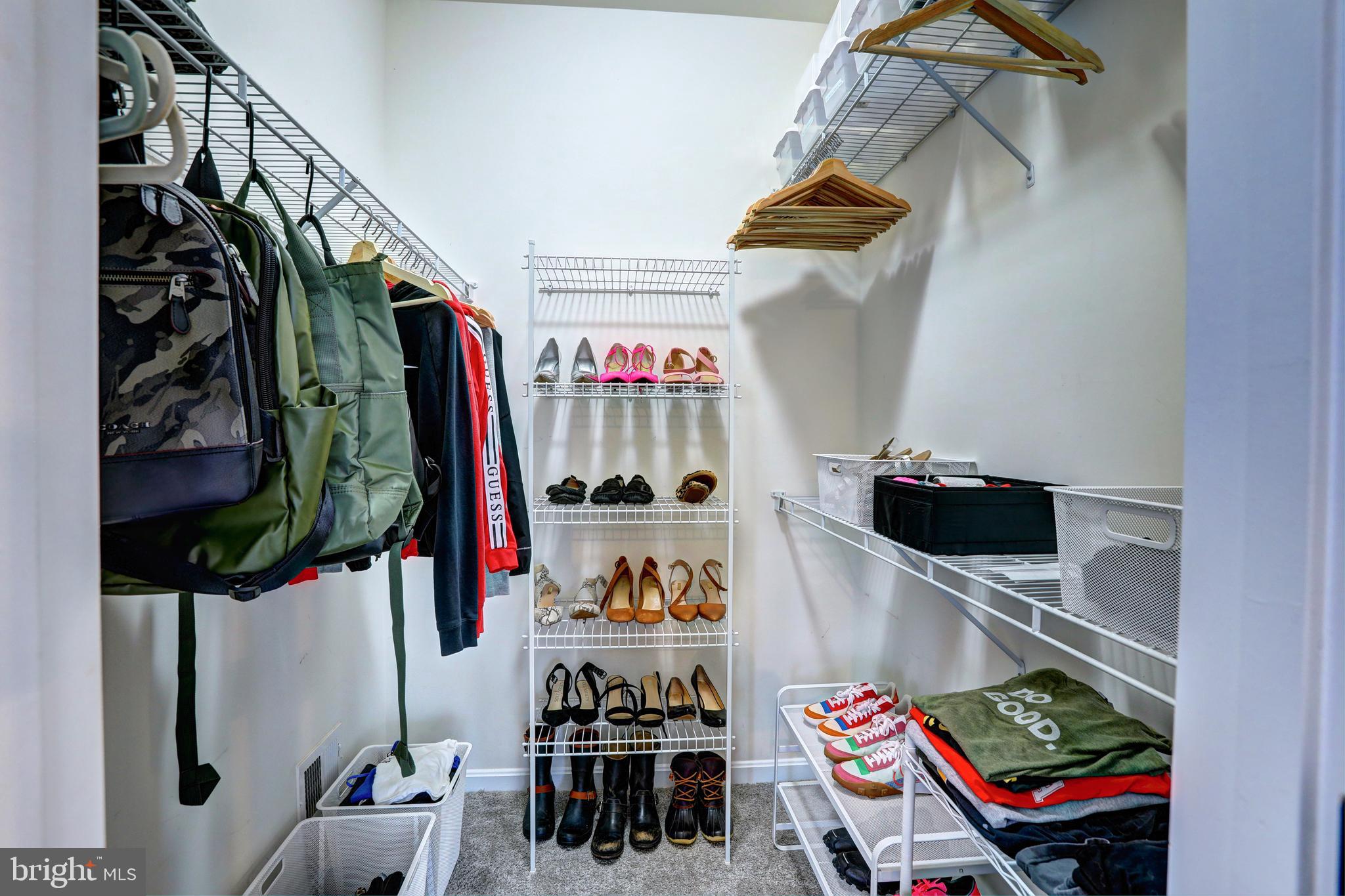 HUNTFIELD - Residential