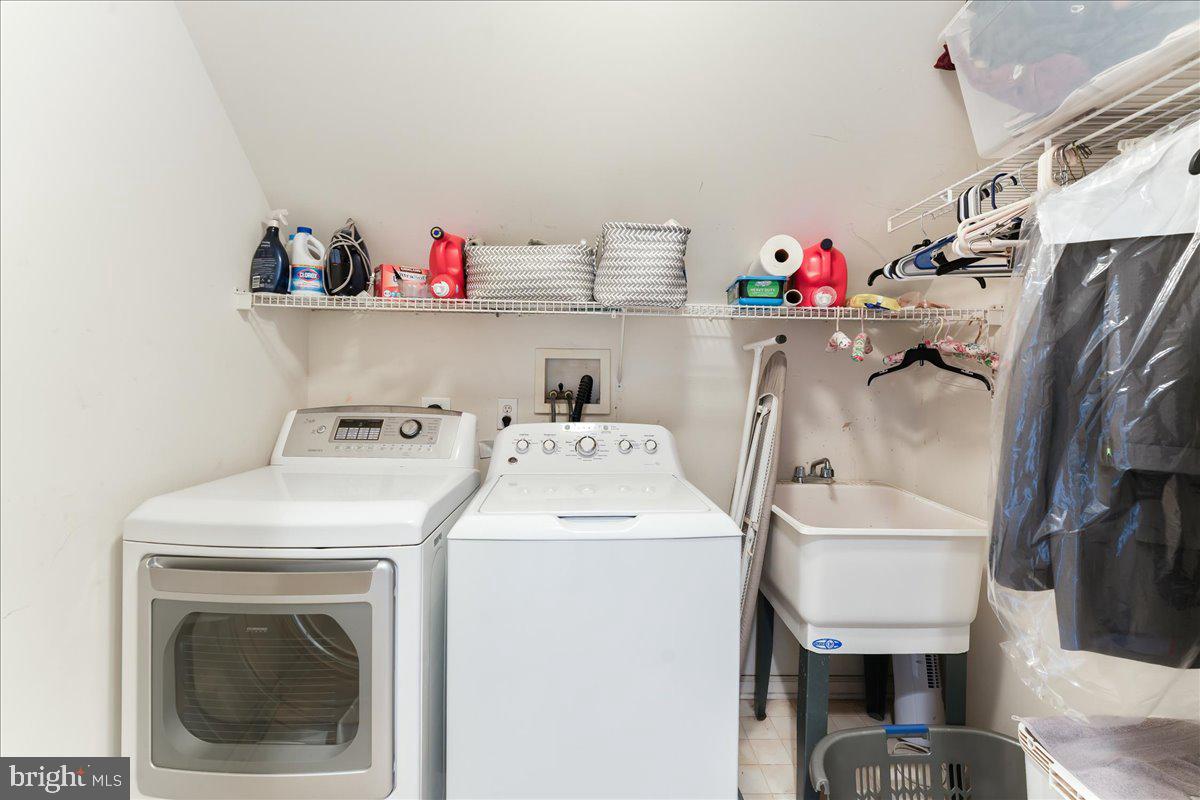 THE RIDINGS AT CONC - Residential