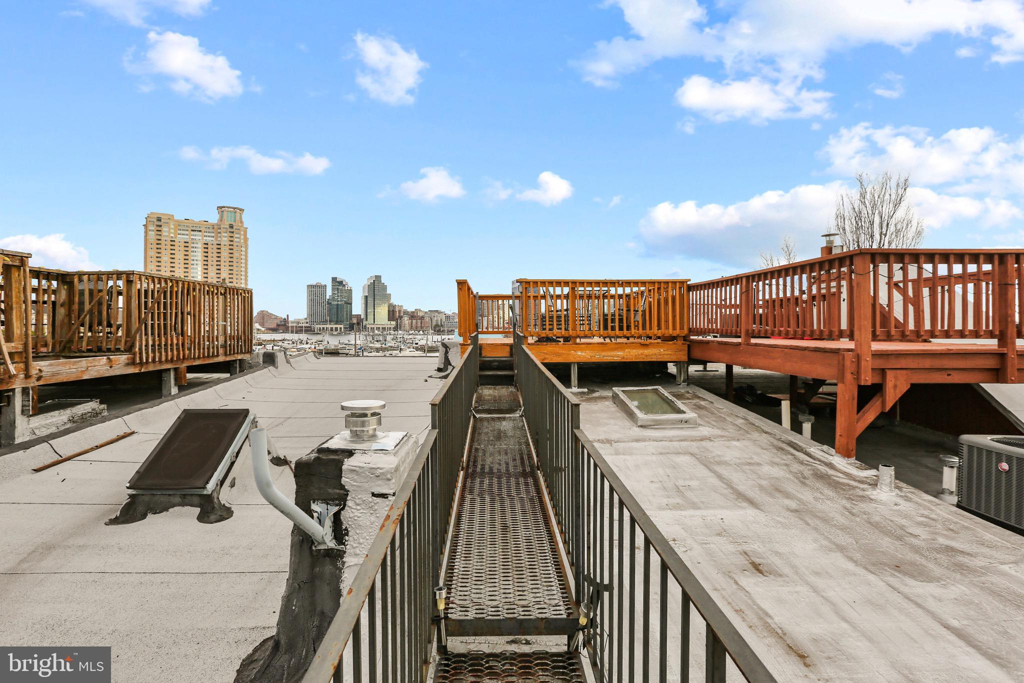 FEDERAL HILL HISTORIC DISTRICT - Residential Lease