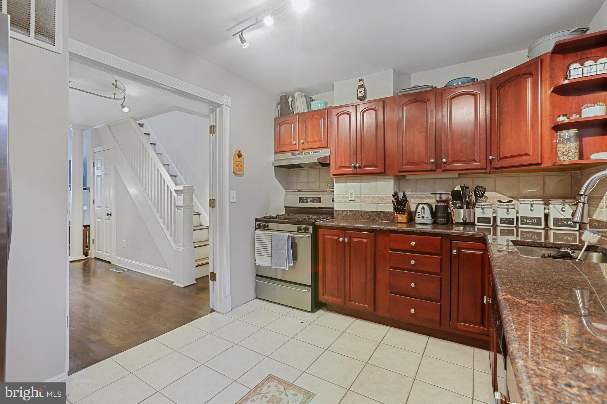 FEDERAL HILL HISTORIC DISTRICT - Residential Lease