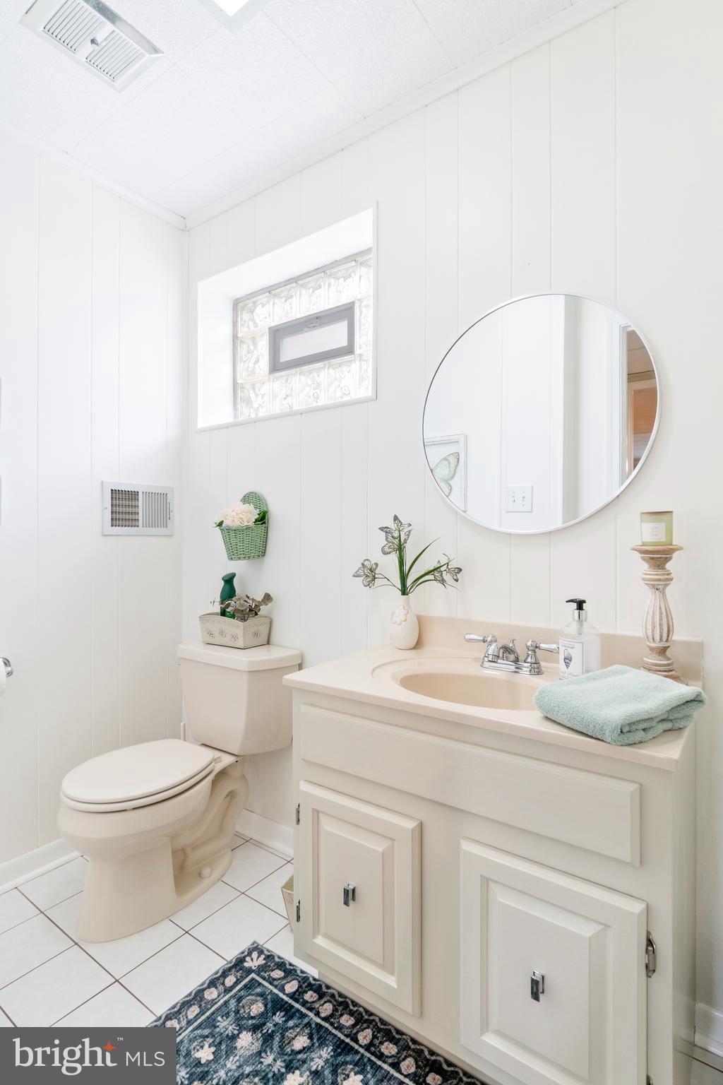 BROOKEVILLE KNOLLS - Residential