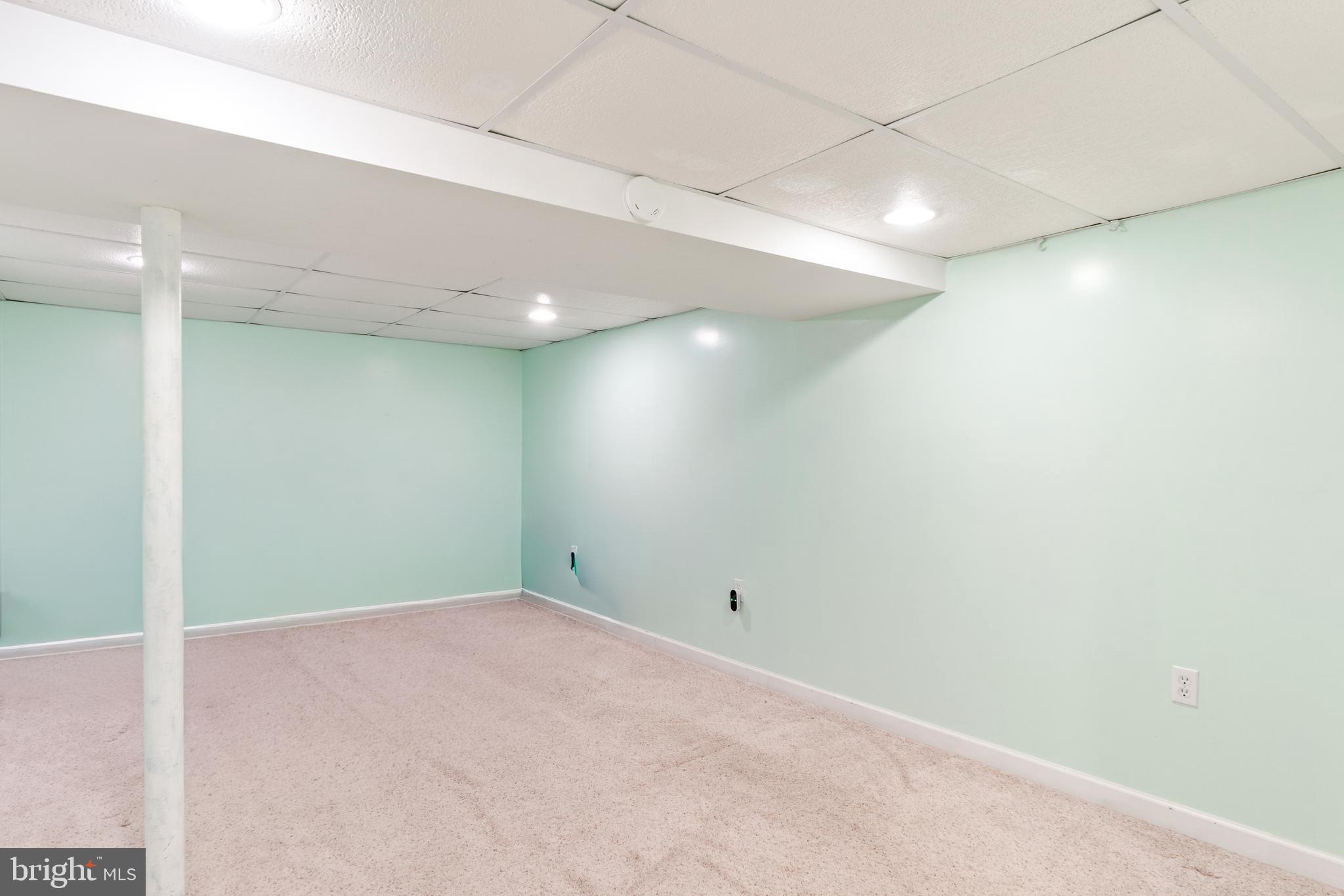 BROOKEVILLE KNOLLS - Residential