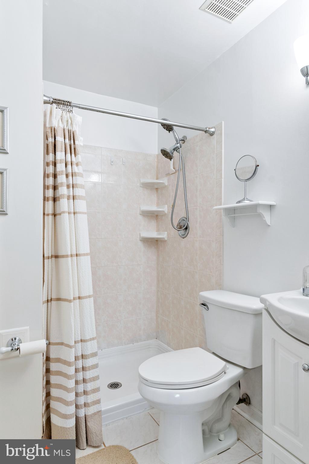 BROOKEVILLE KNOLLS - Residential