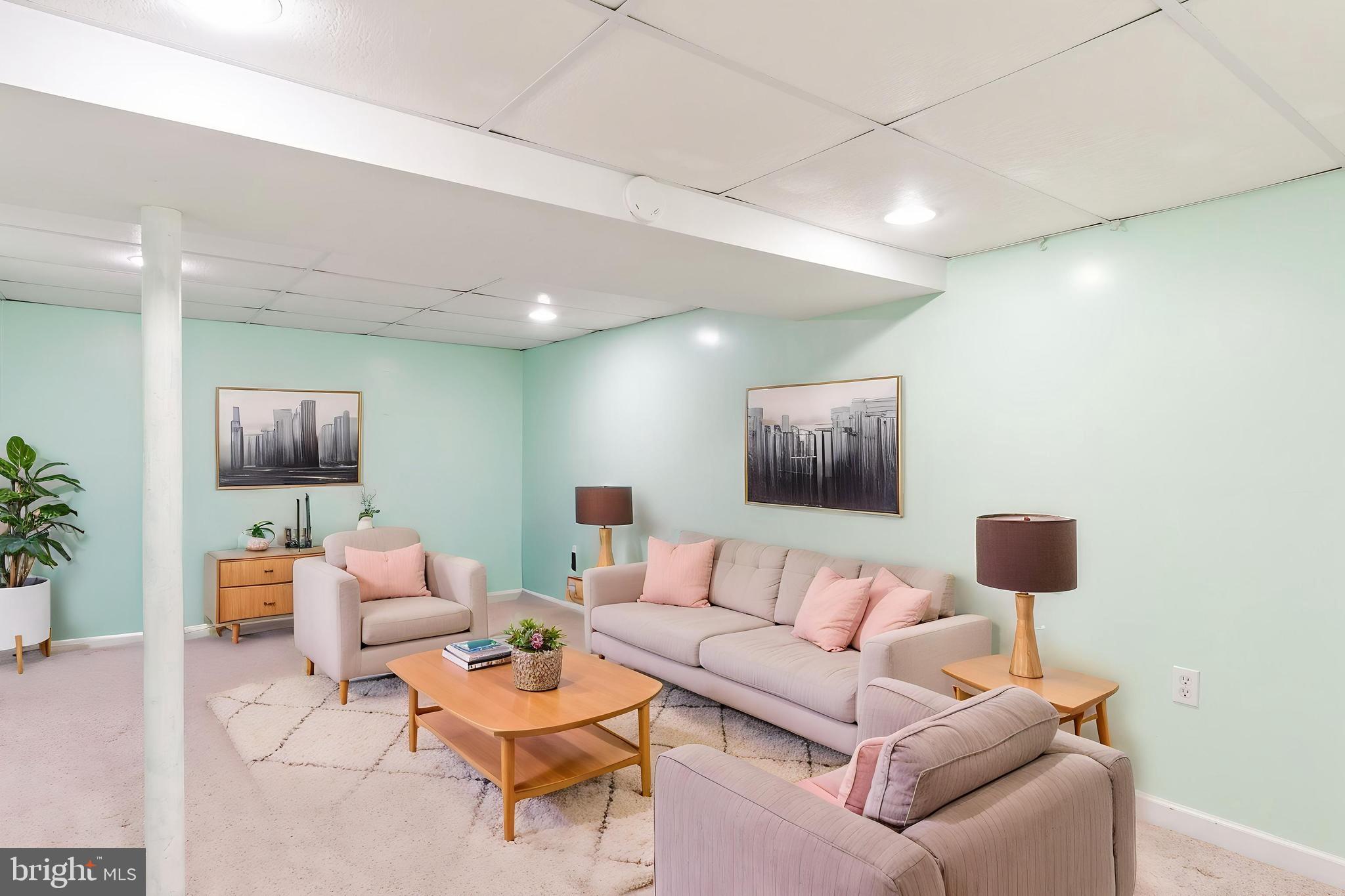 BROOKEVILLE KNOLLS - Residential