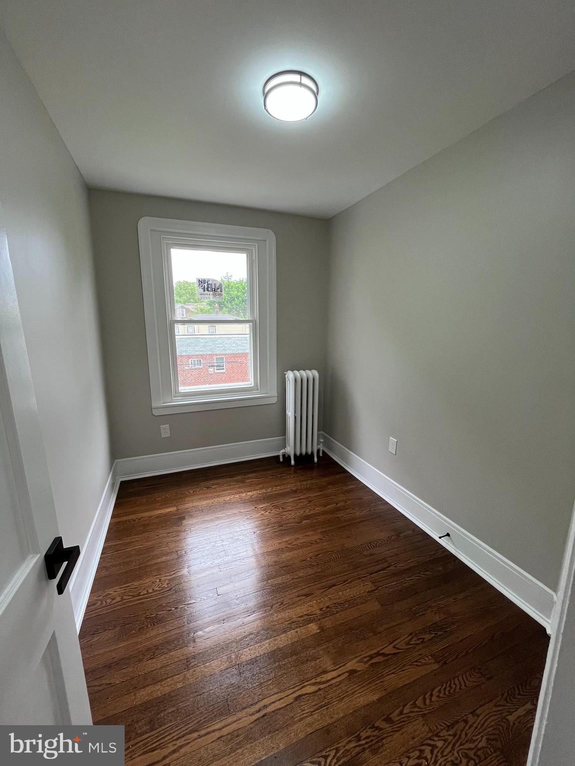 LAWNDALE - Residential