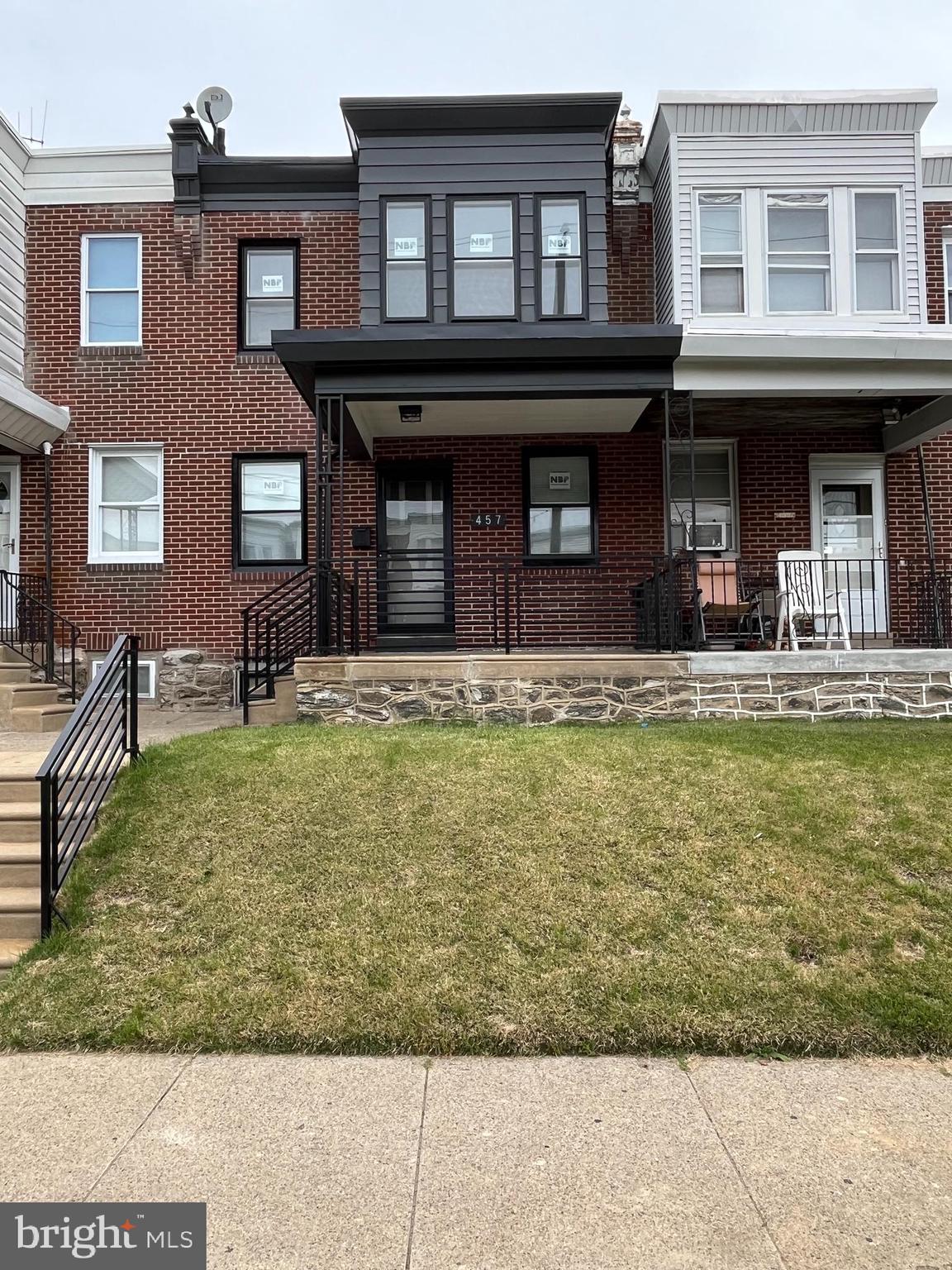 LAWNDALE - Residential