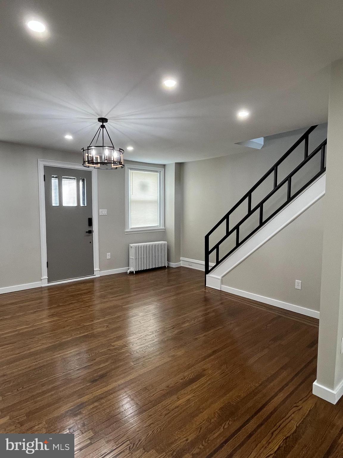 LAWNDALE - Residential
