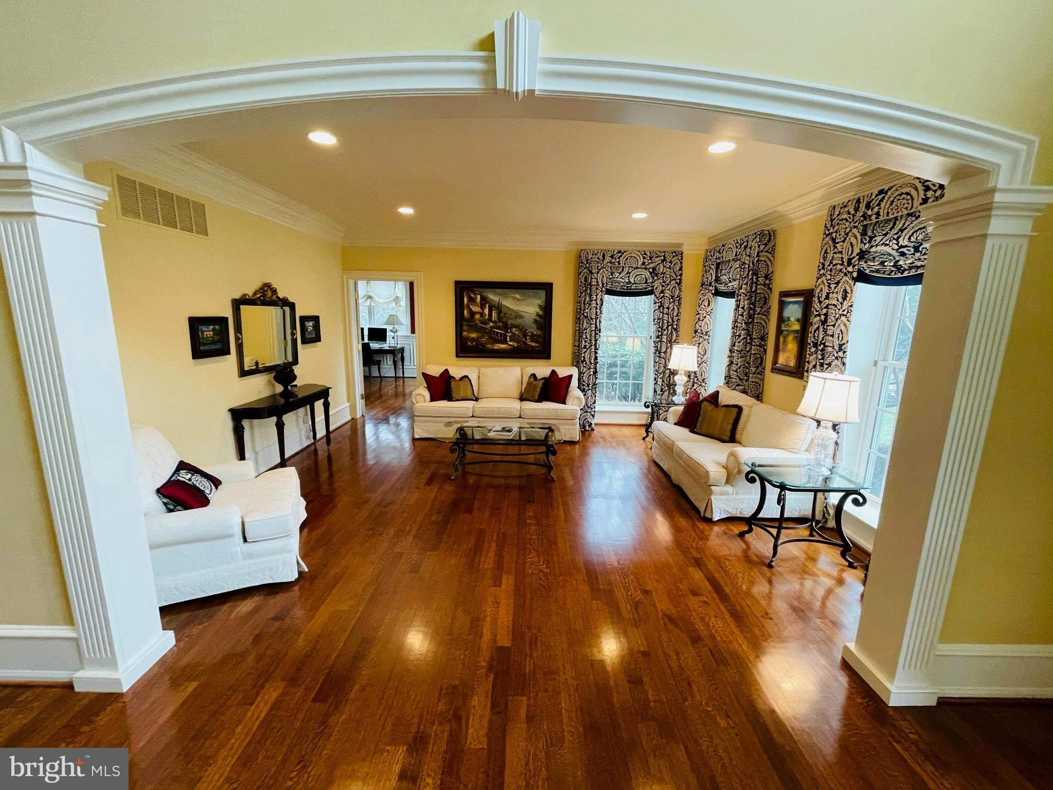 SAYBROOK - Residential