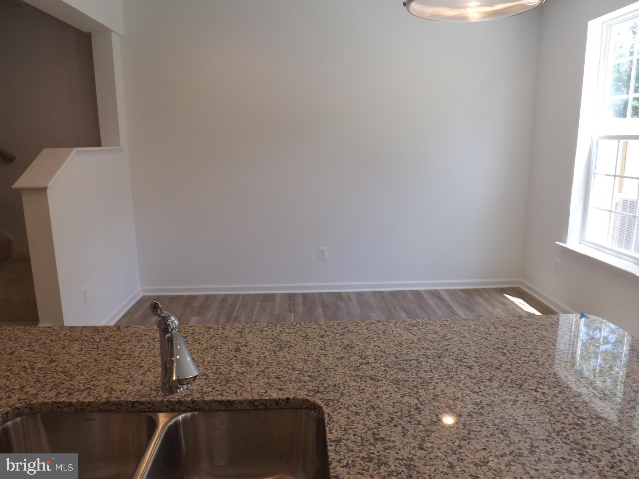 MCCAULEY CROSSING - Residential Lease