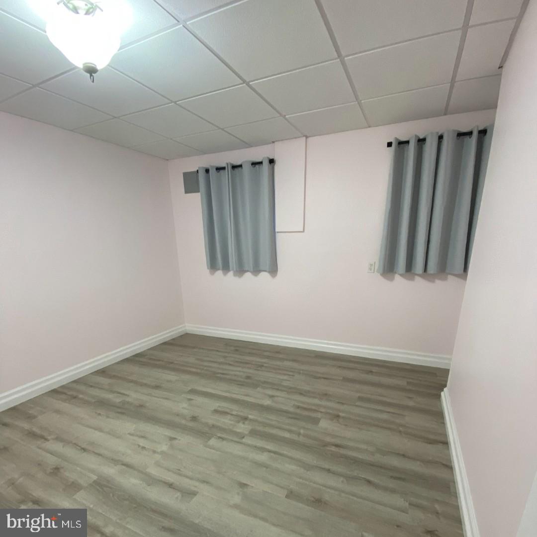 COLONIAL HILLS - Residential