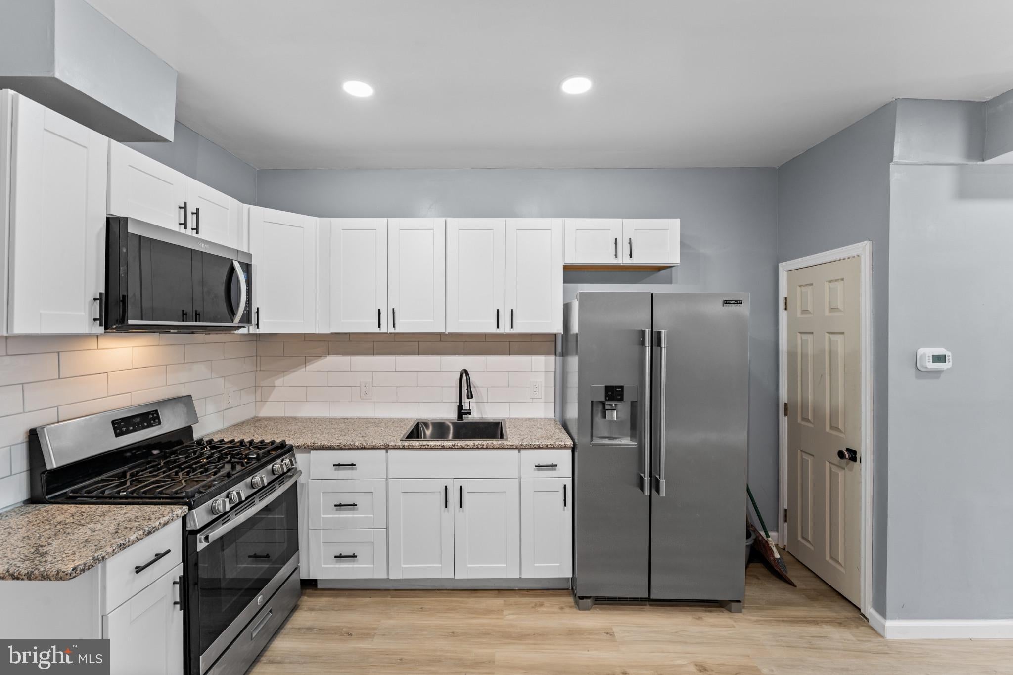 974 S 8TH STREET