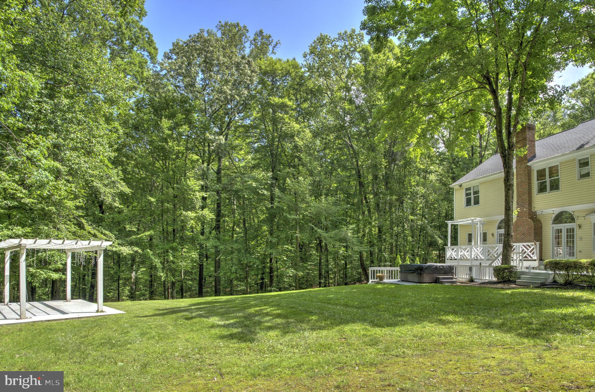 CLIFTON HUNT - Residential