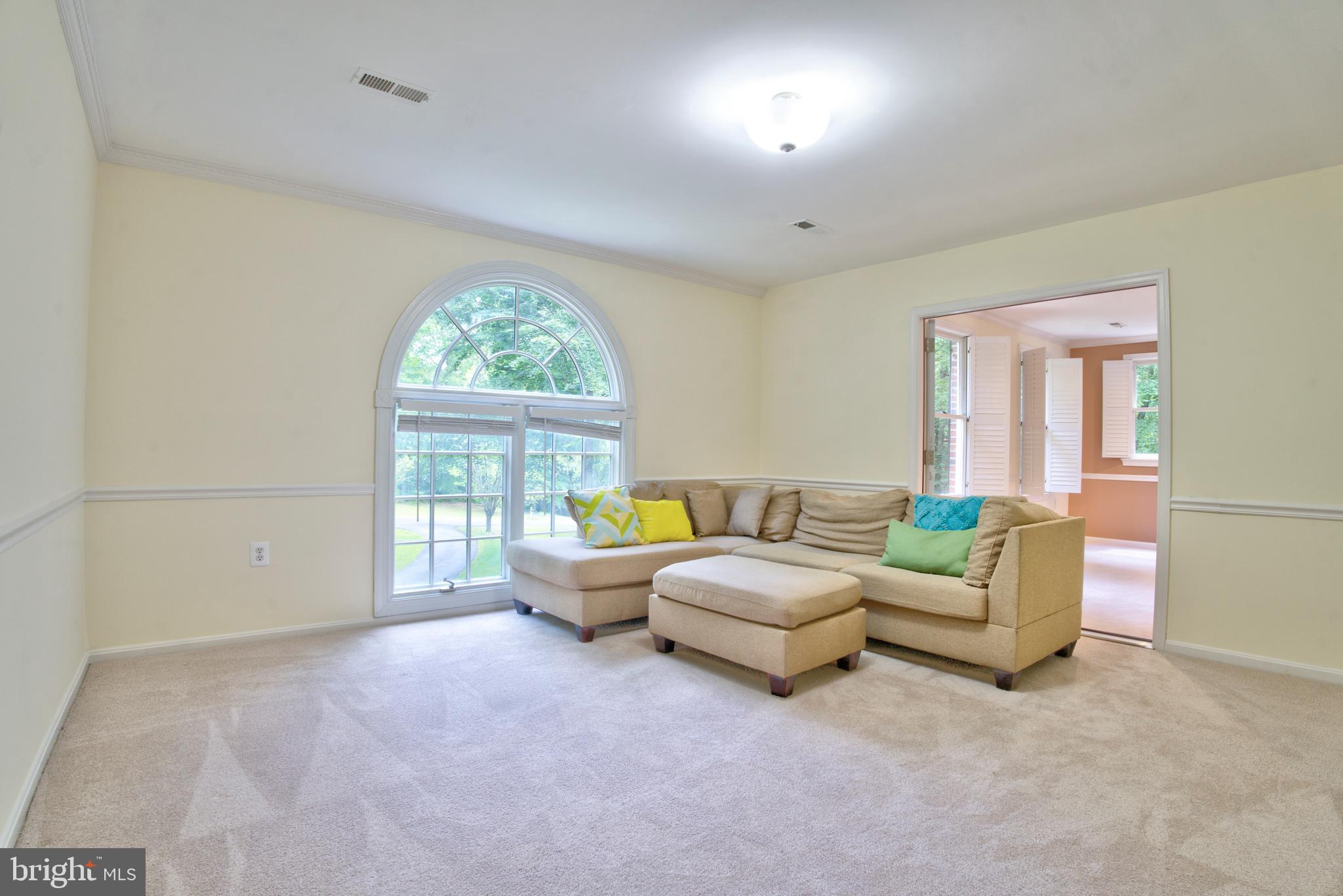 CLIFTON HUNT - Residential