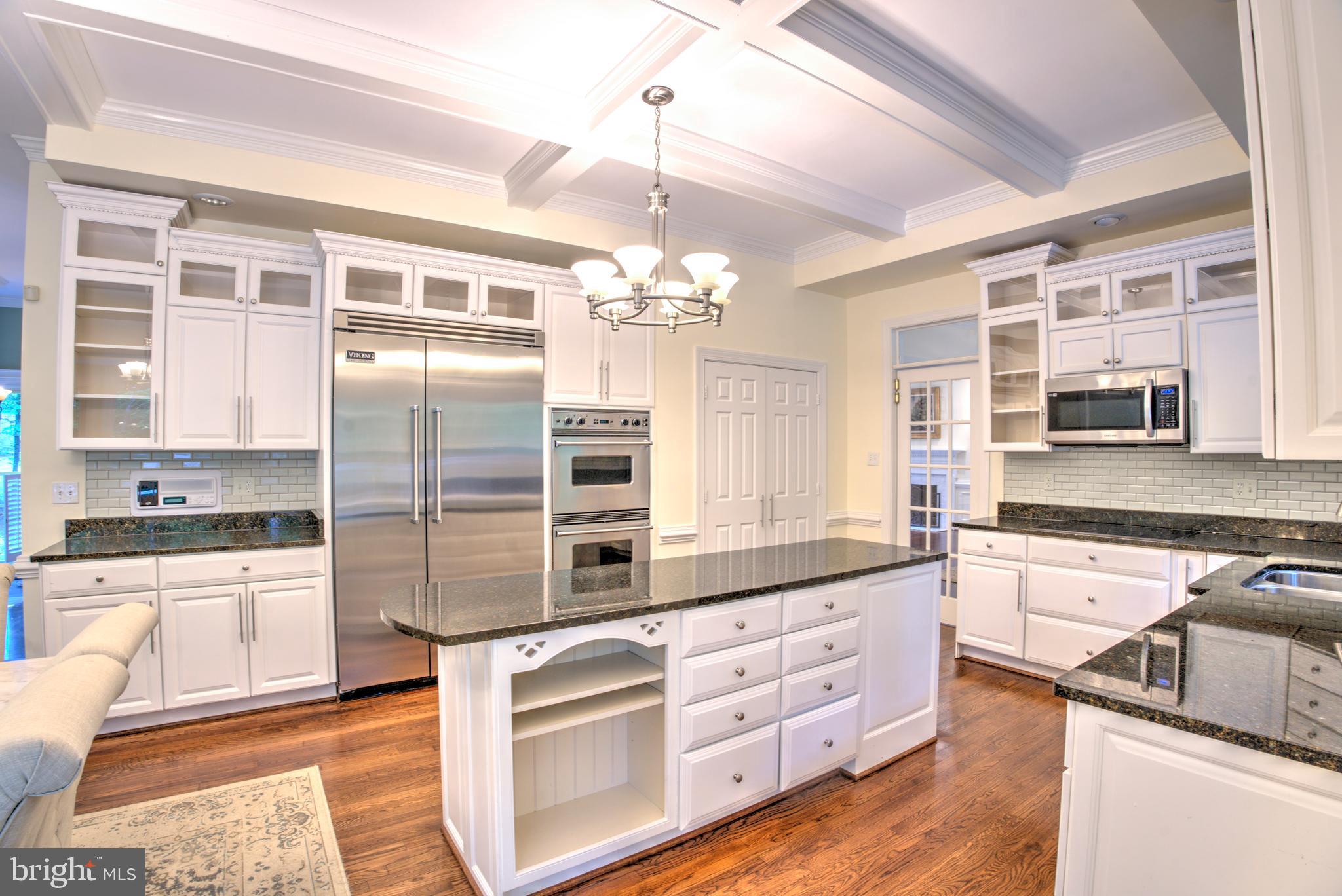 CLIFTON HUNT - Residential