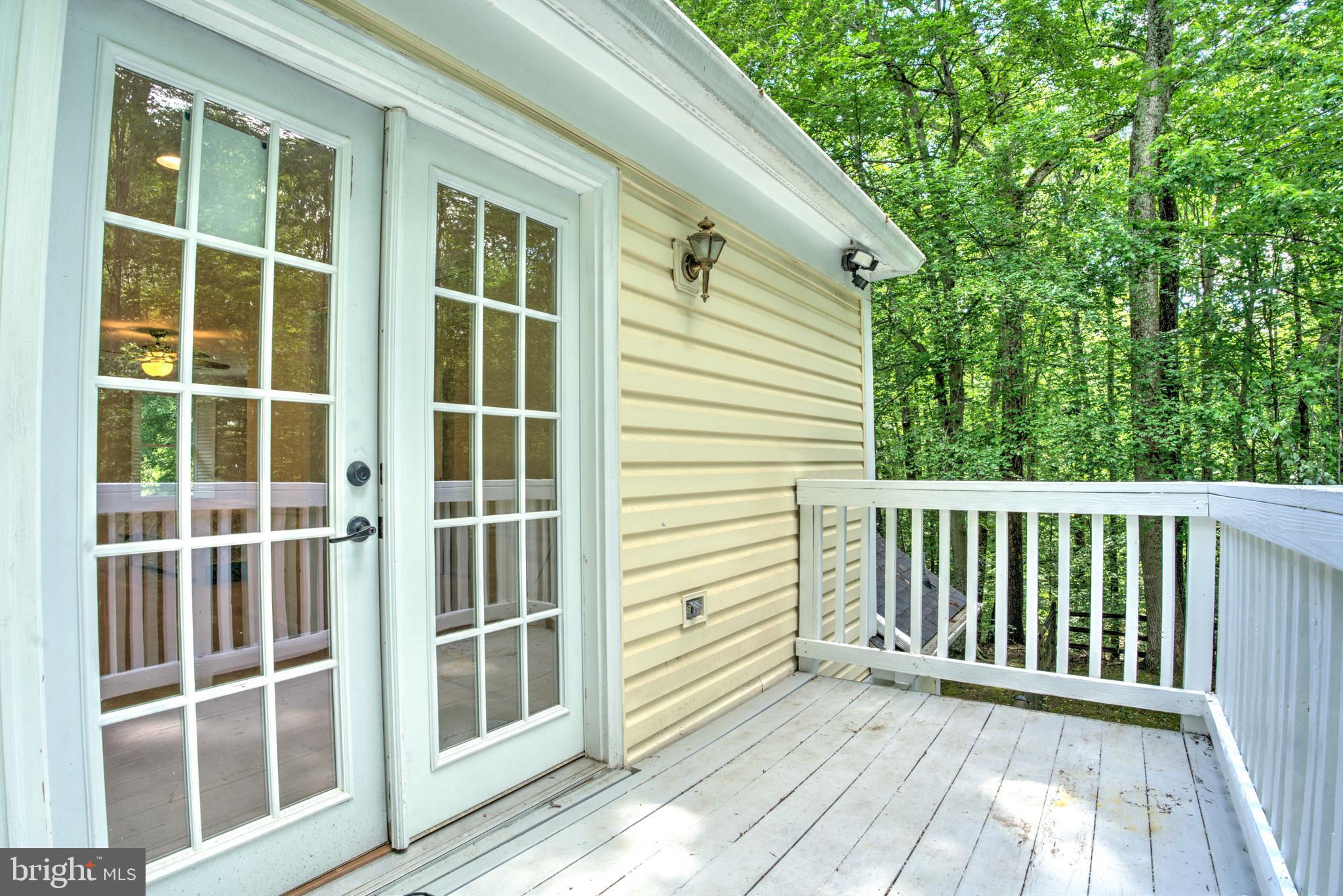 CLIFTON HUNT - Residential