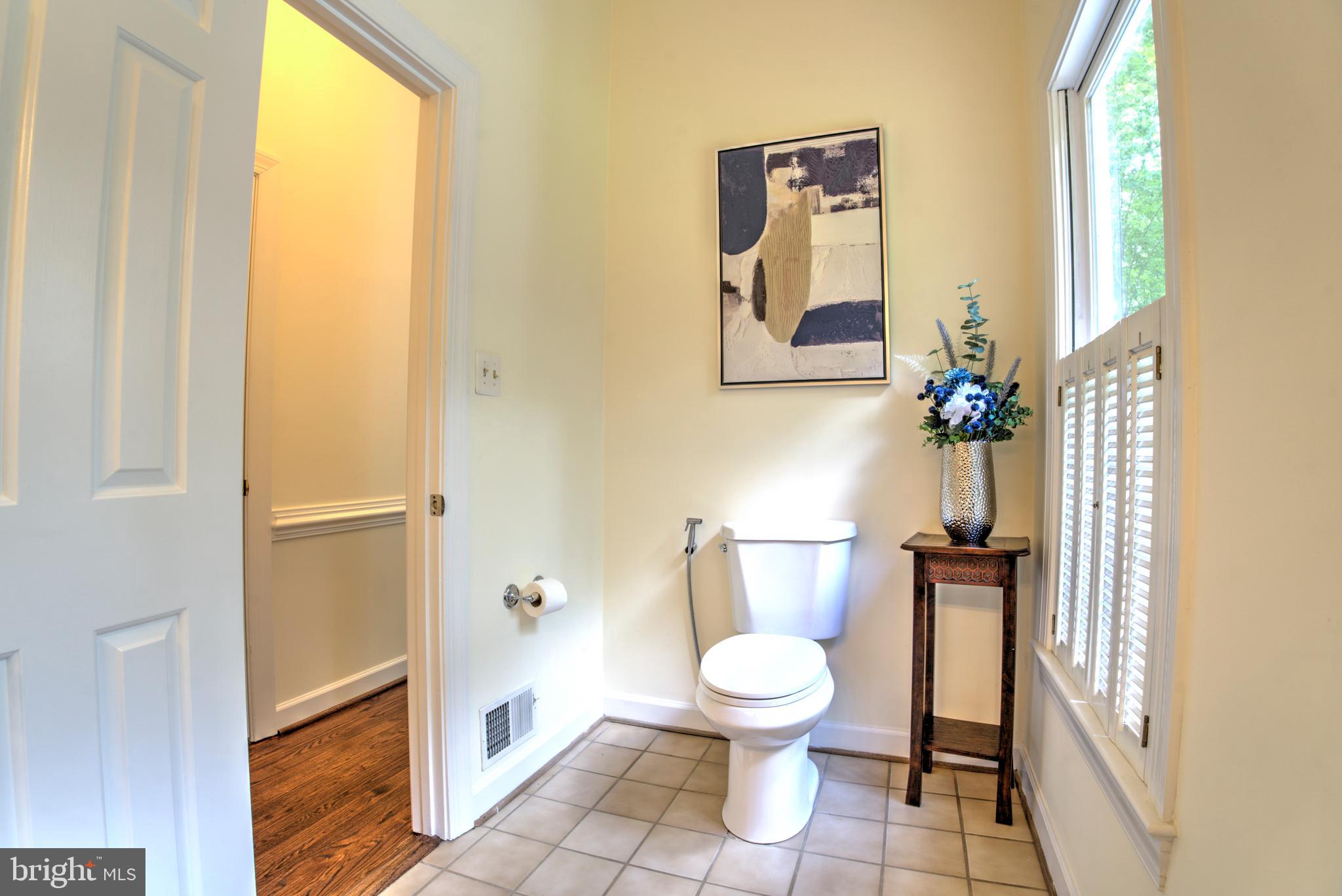 CLIFTON HUNT - Residential