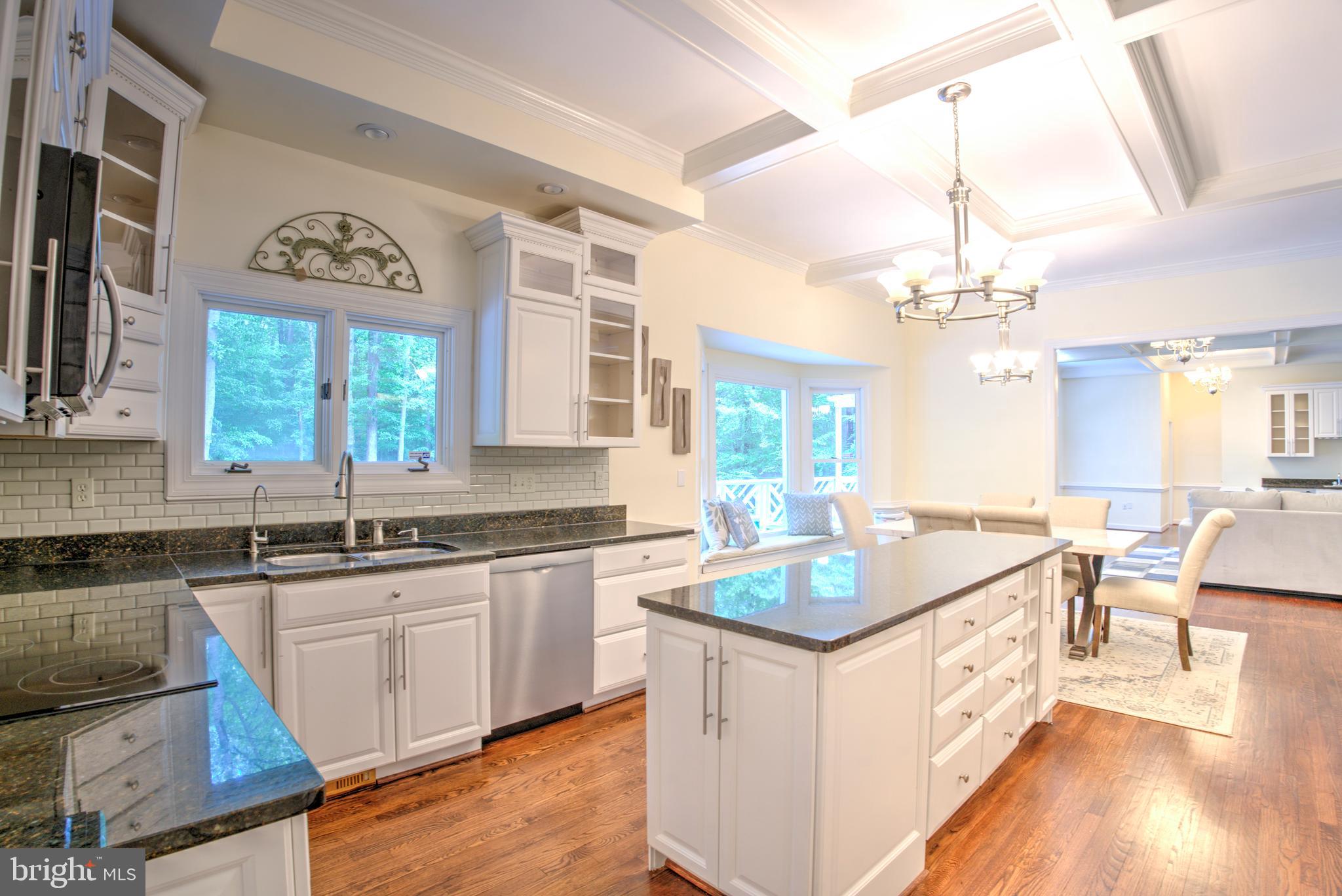 CLIFTON HUNT - Residential