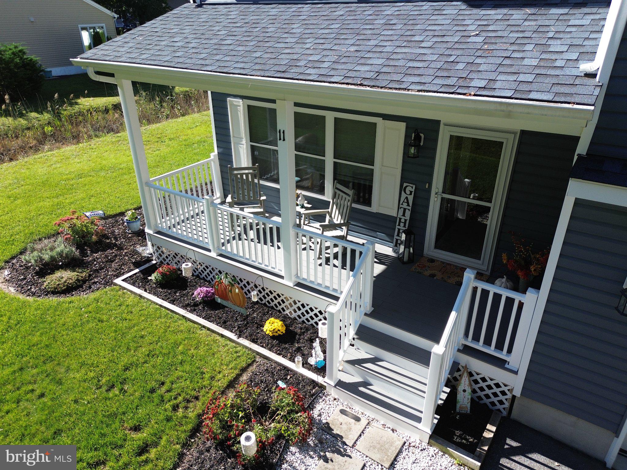 11 SOUTHWIND COURT