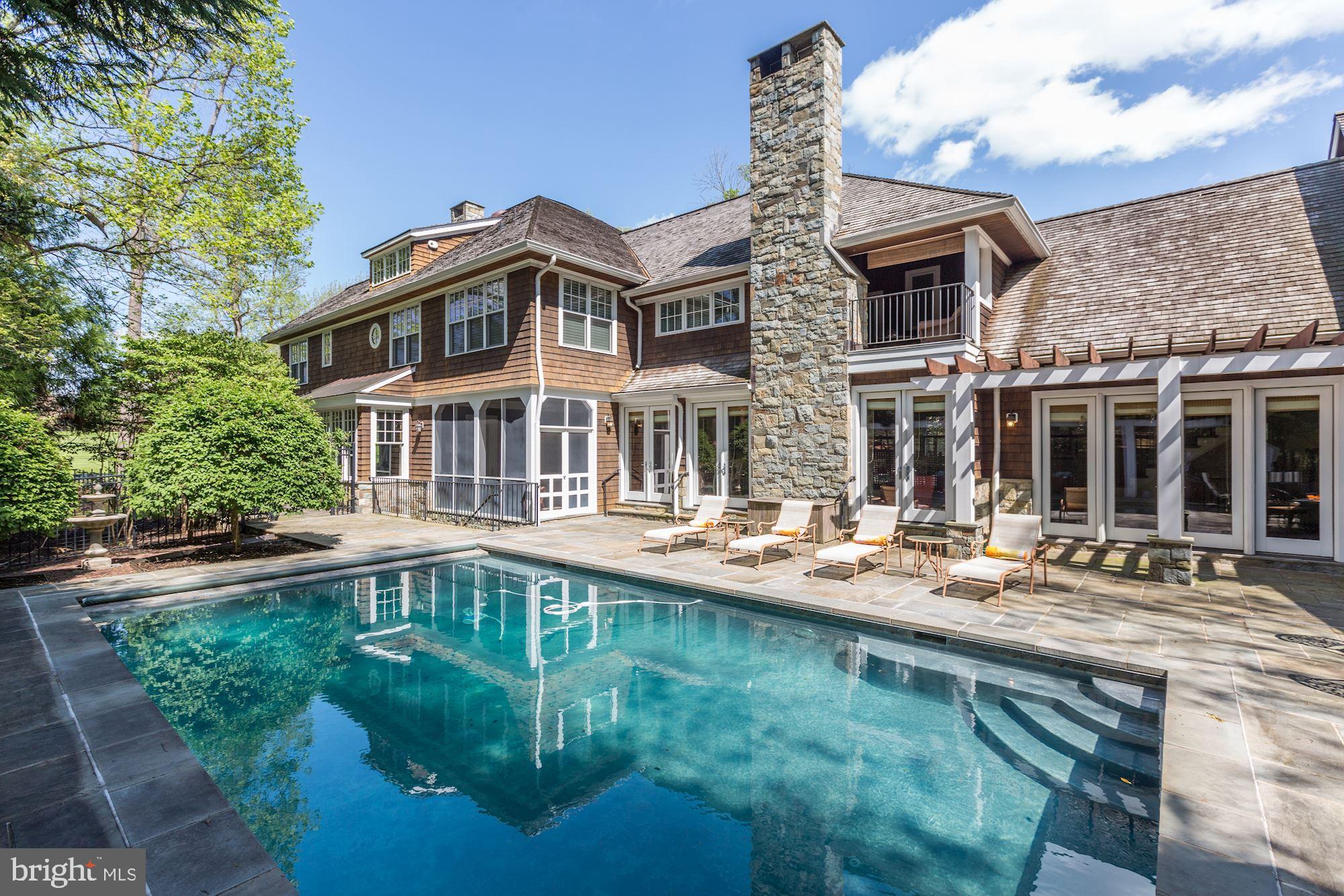 MERRY GO ROUND FARM - Residential