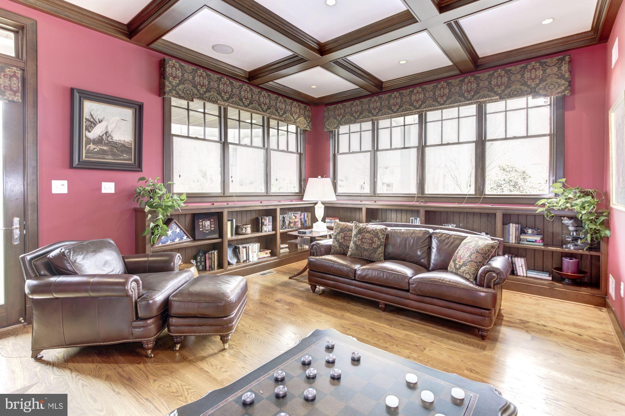 MERRY GO ROUND FARM - Residential