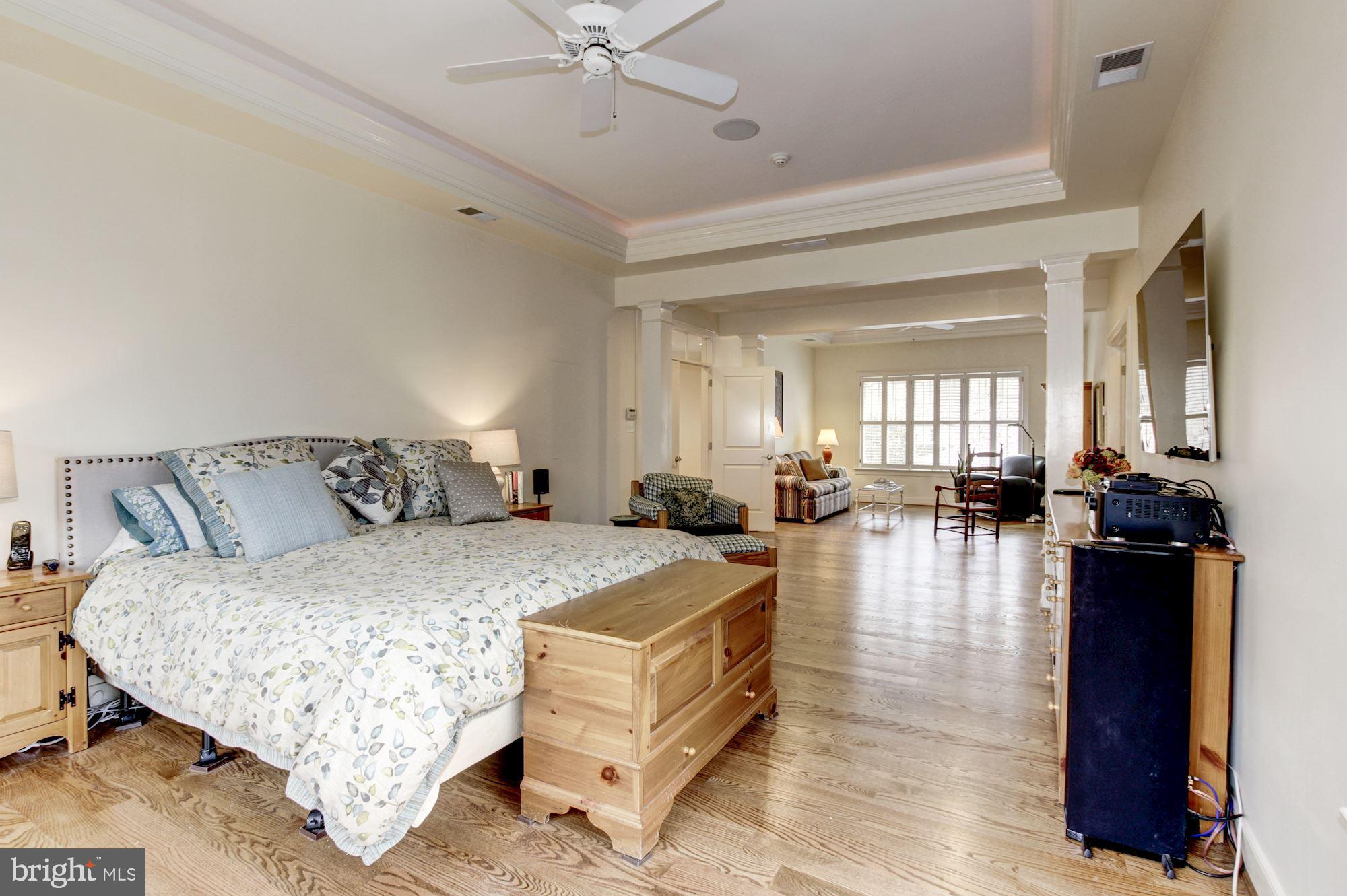 MERRY GO ROUND FARM - Residential