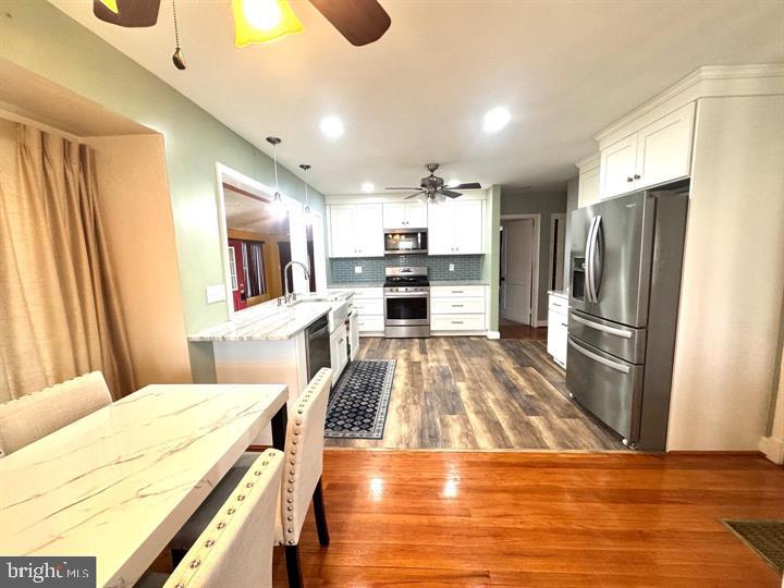 HILLCREST - Residential