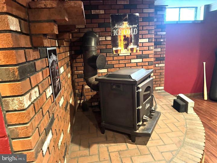 HILLCREST - Residential