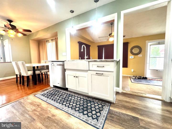 HILLCREST - Residential