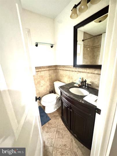 HILLCREST - Residential