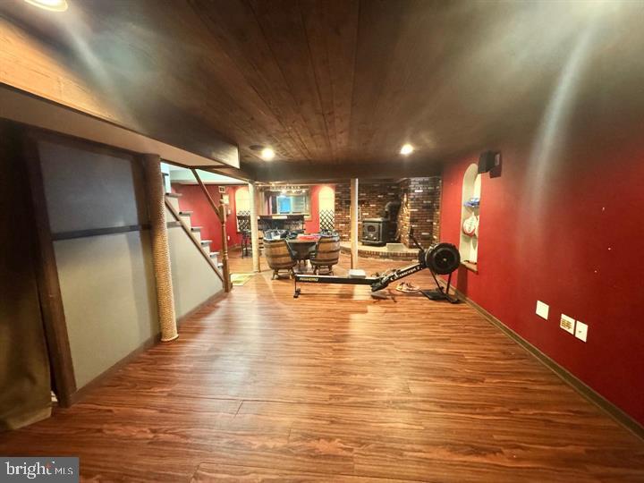 HILLCREST - Residential