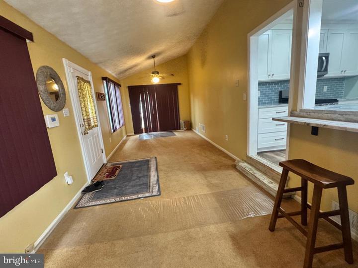 HILLCREST - Residential