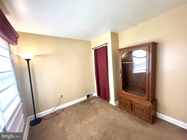 HILLCREST - Residential