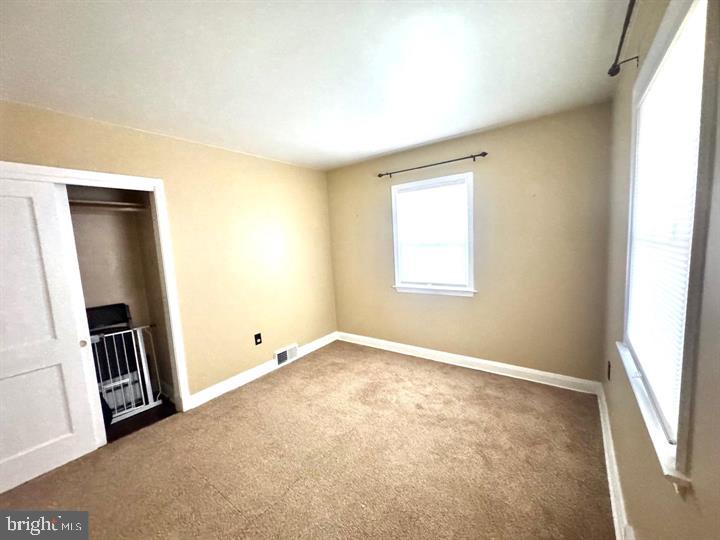 HILLCREST - Residential