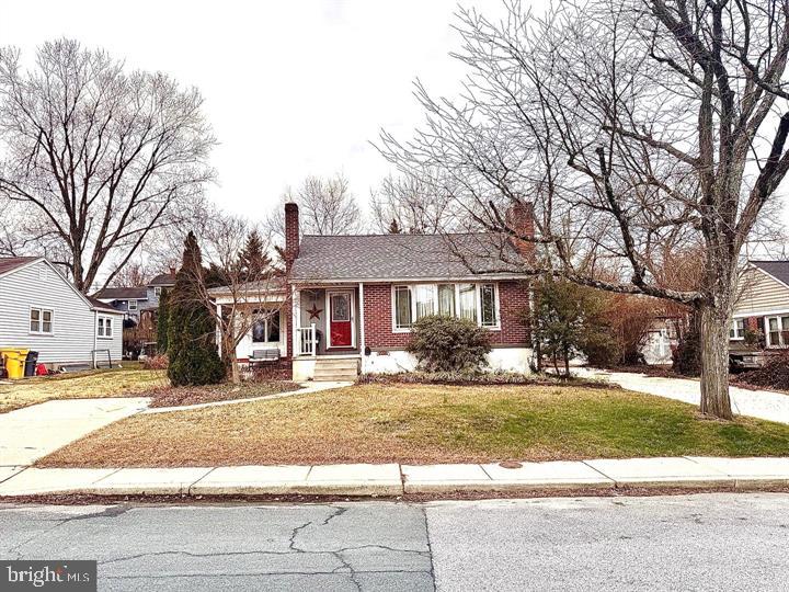 HILLCREST - Residential