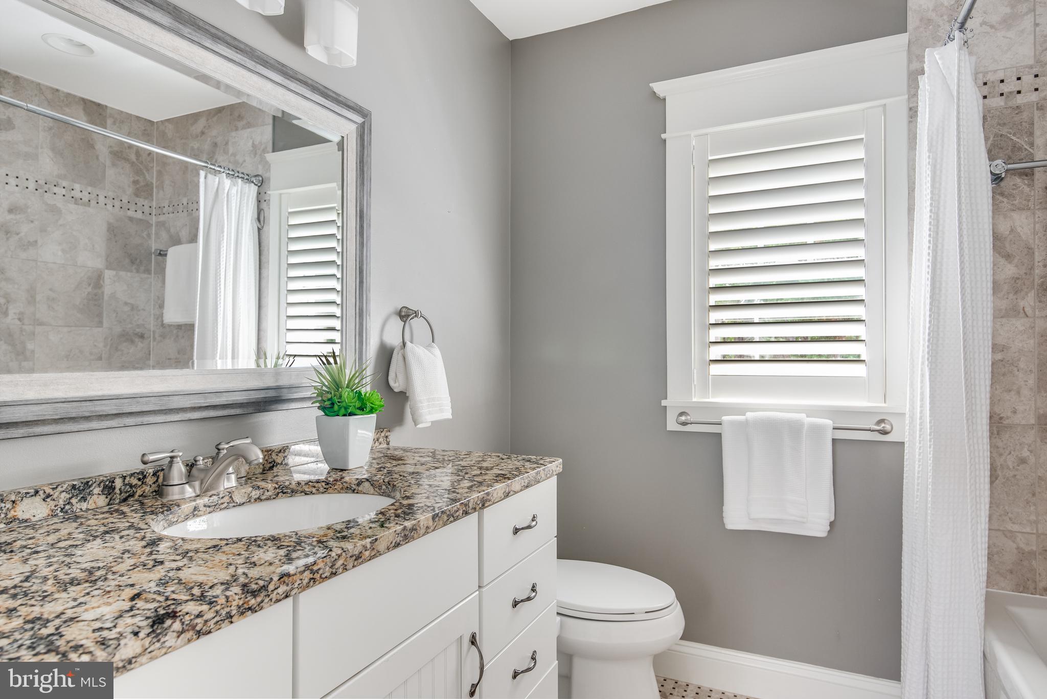 WEST ANNAPOLIS - Residential