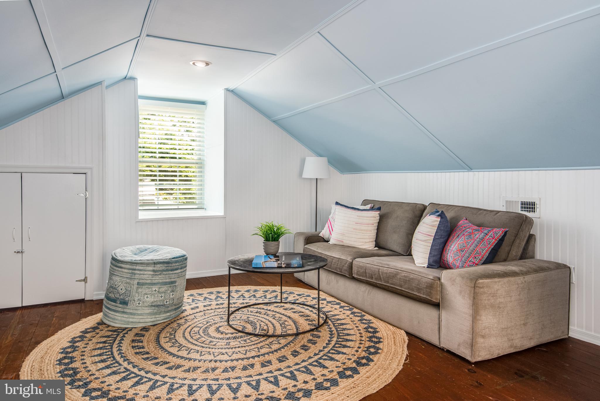 WEST ANNAPOLIS - Residential