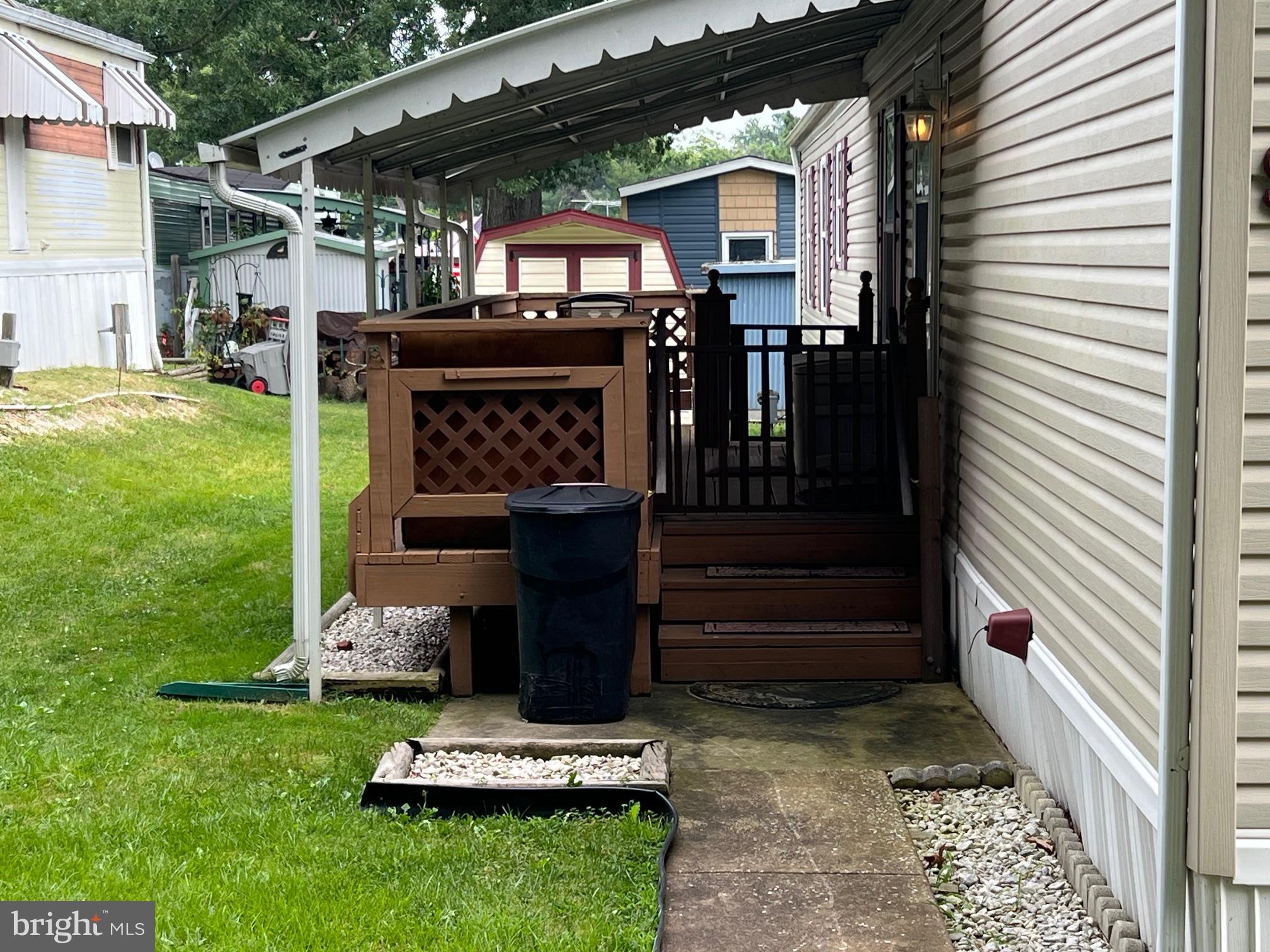 KEN LEE MOBILE HOME PARK - Residential