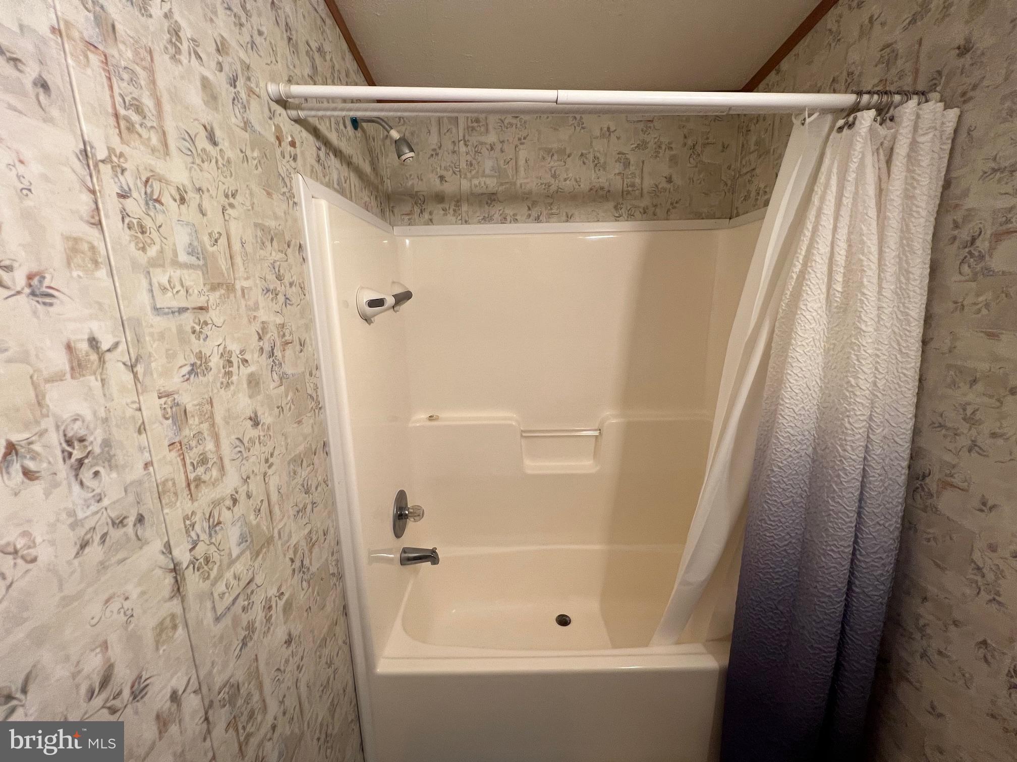 KEN LEE MOBILE HOME PARK - Residential