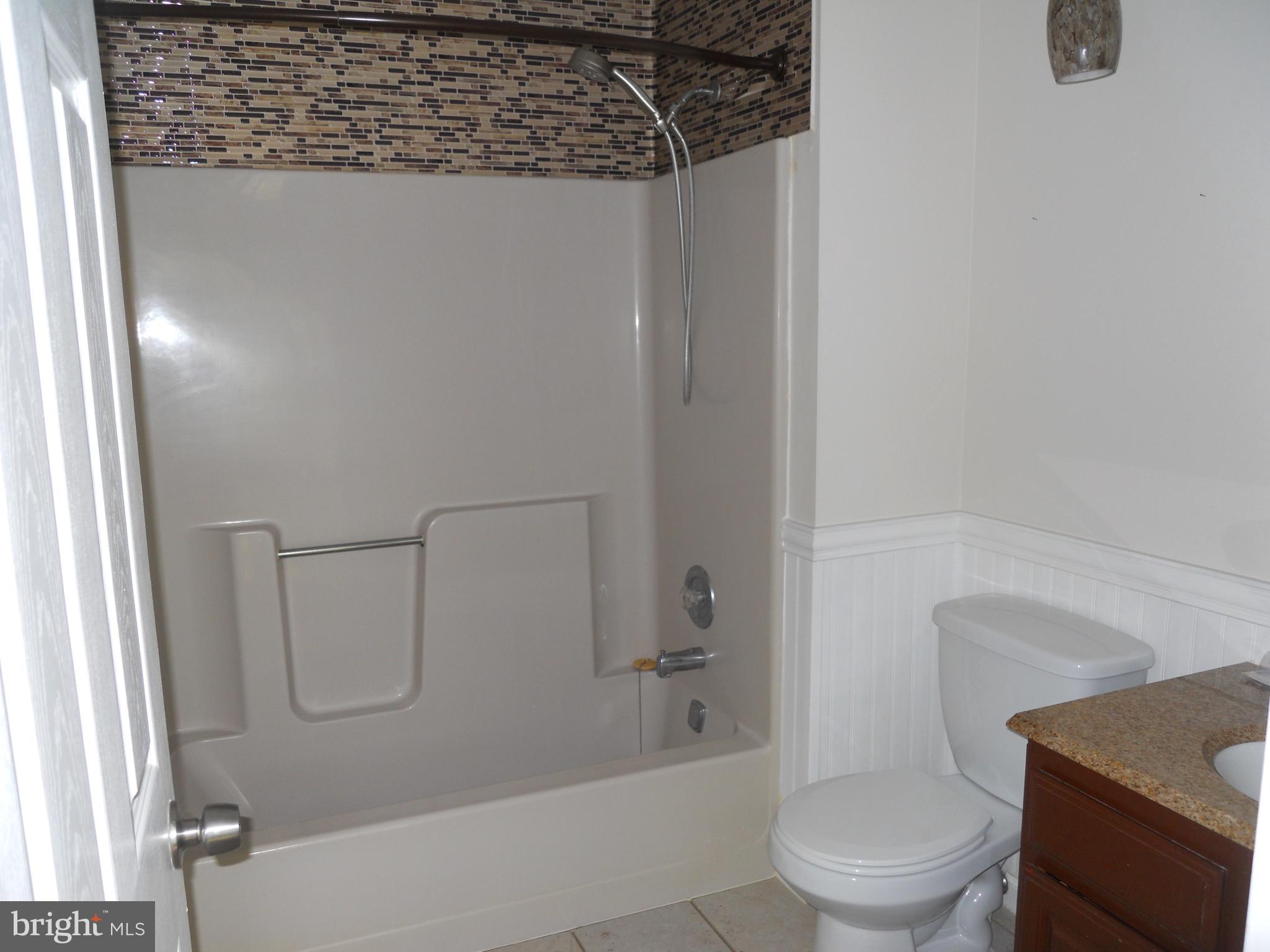 FLYING HILLS - Residential