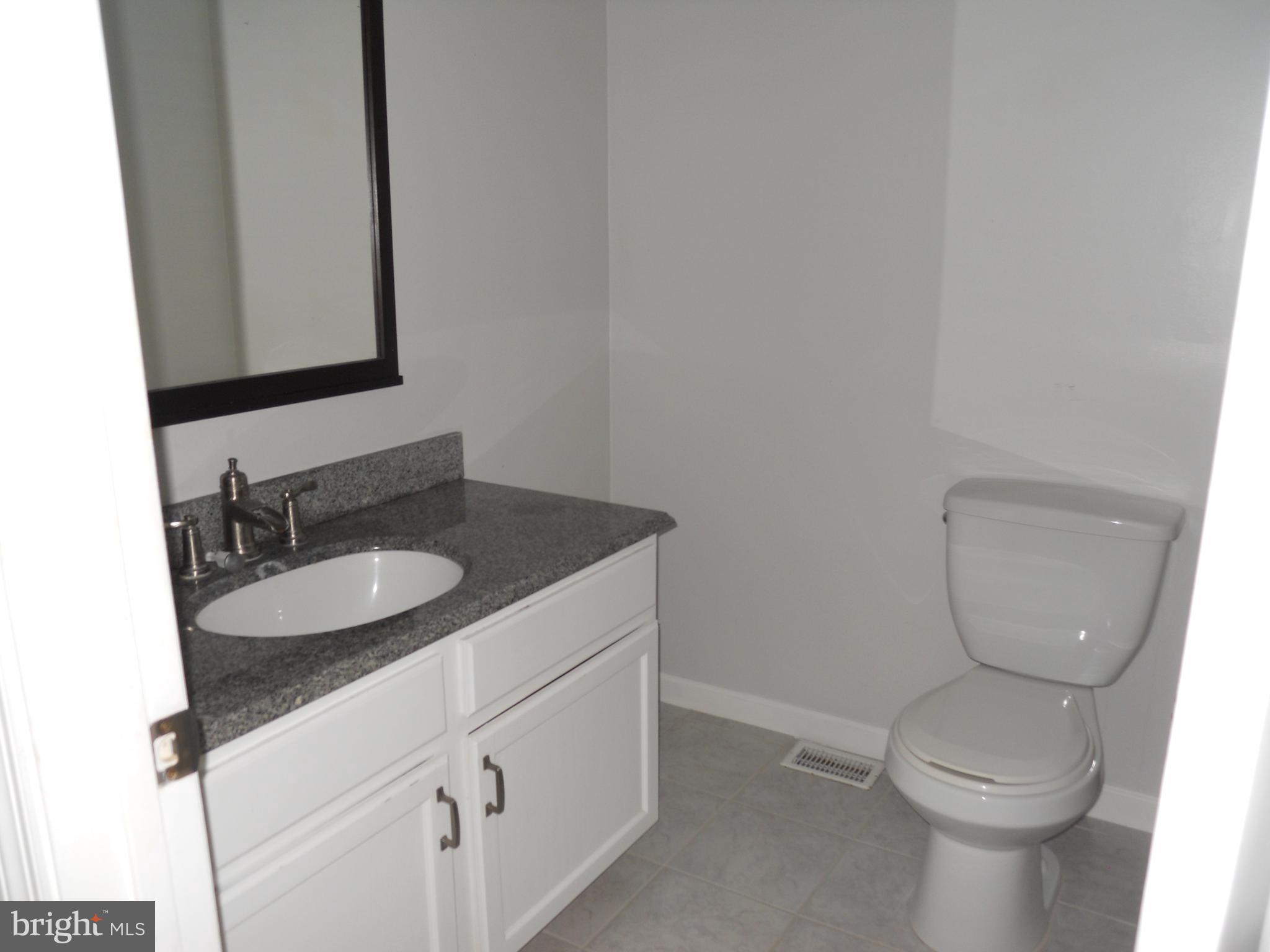 FLYING HILLS - Residential