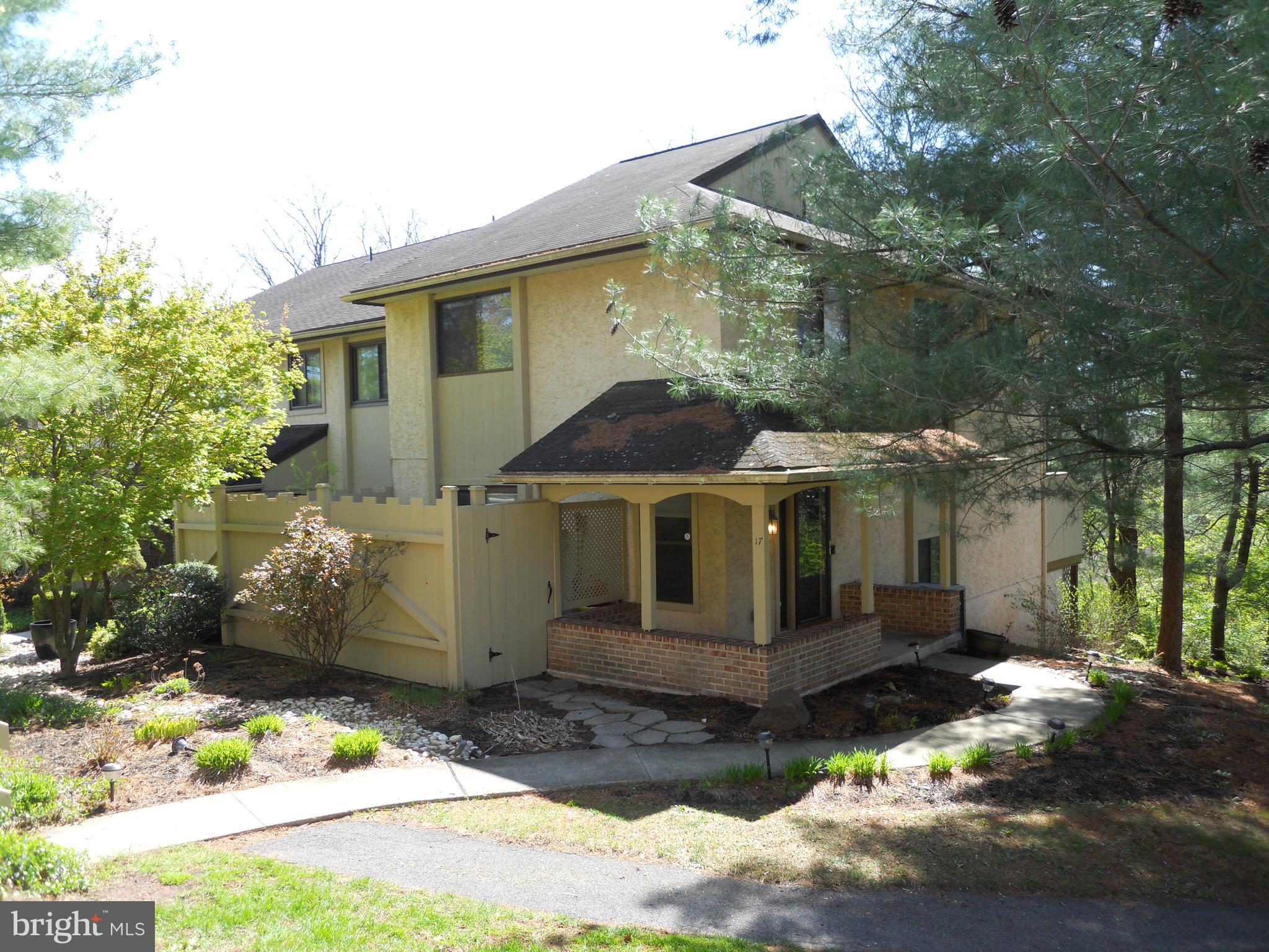 FLYING HILLS - Residential