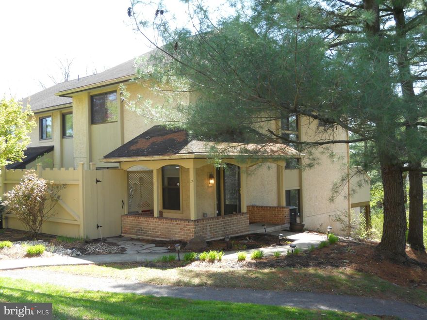 Super end of row townhome in separate part of Flying Hills Subdivision, 4 bedrooms, 2 1/2 baths, Family Room with Fireplace, Deck and patio, private entrance/front porch, all appliances remain, quick possession.  One of the bedrooms is in the lower level off of the Family Room.