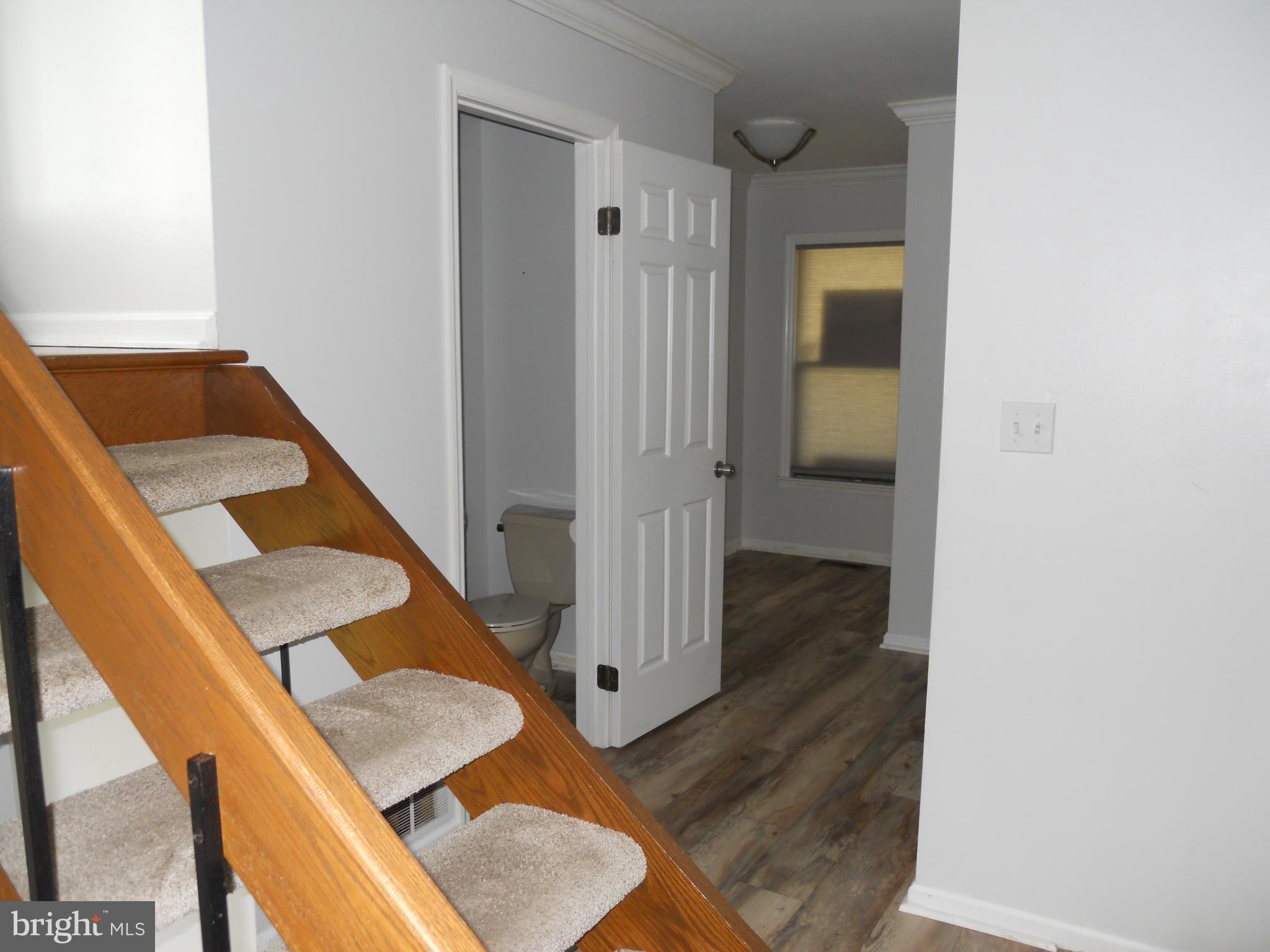 FLYING HILLS - Residential