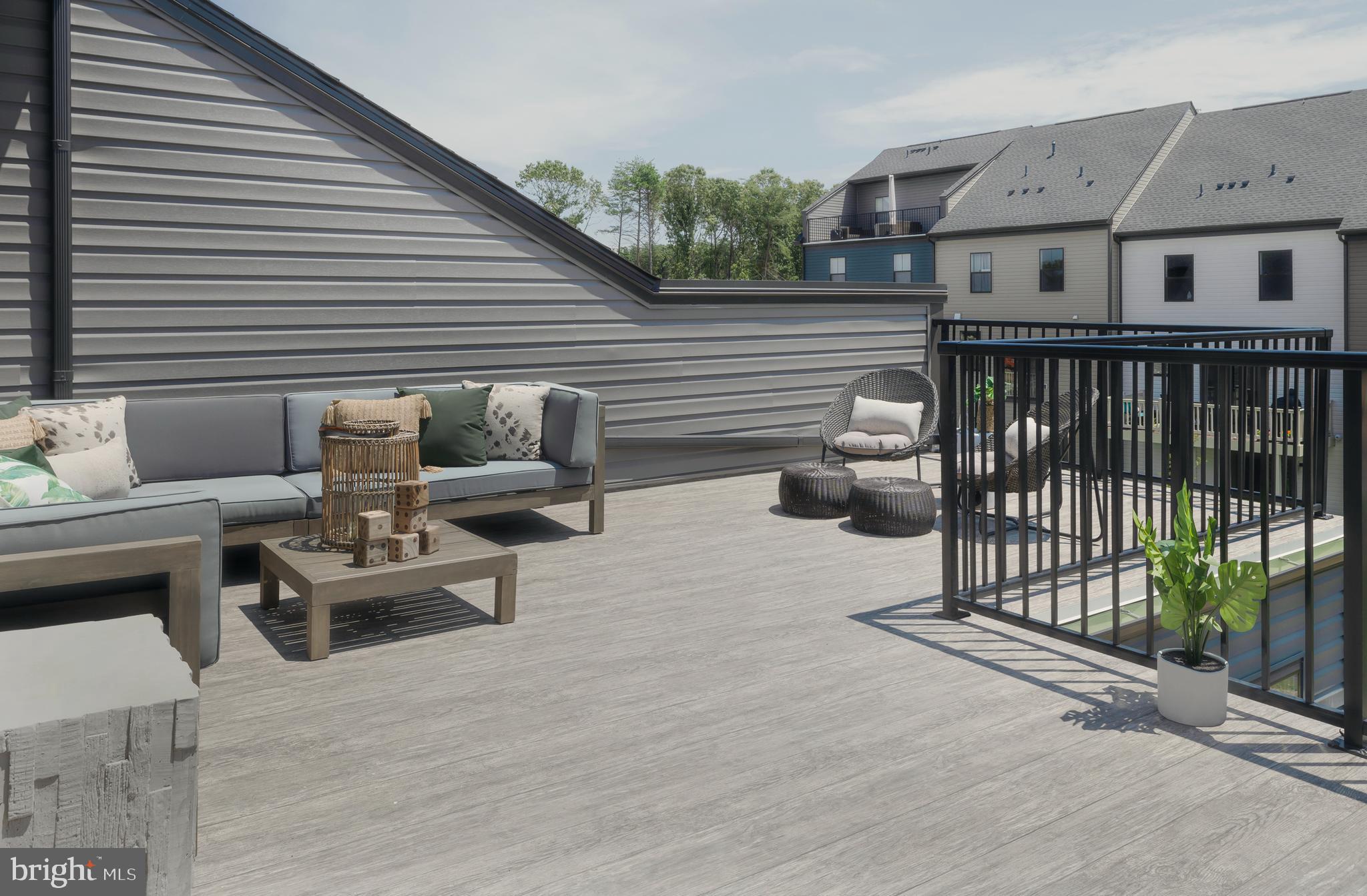 TANYARD SHORES - Residential