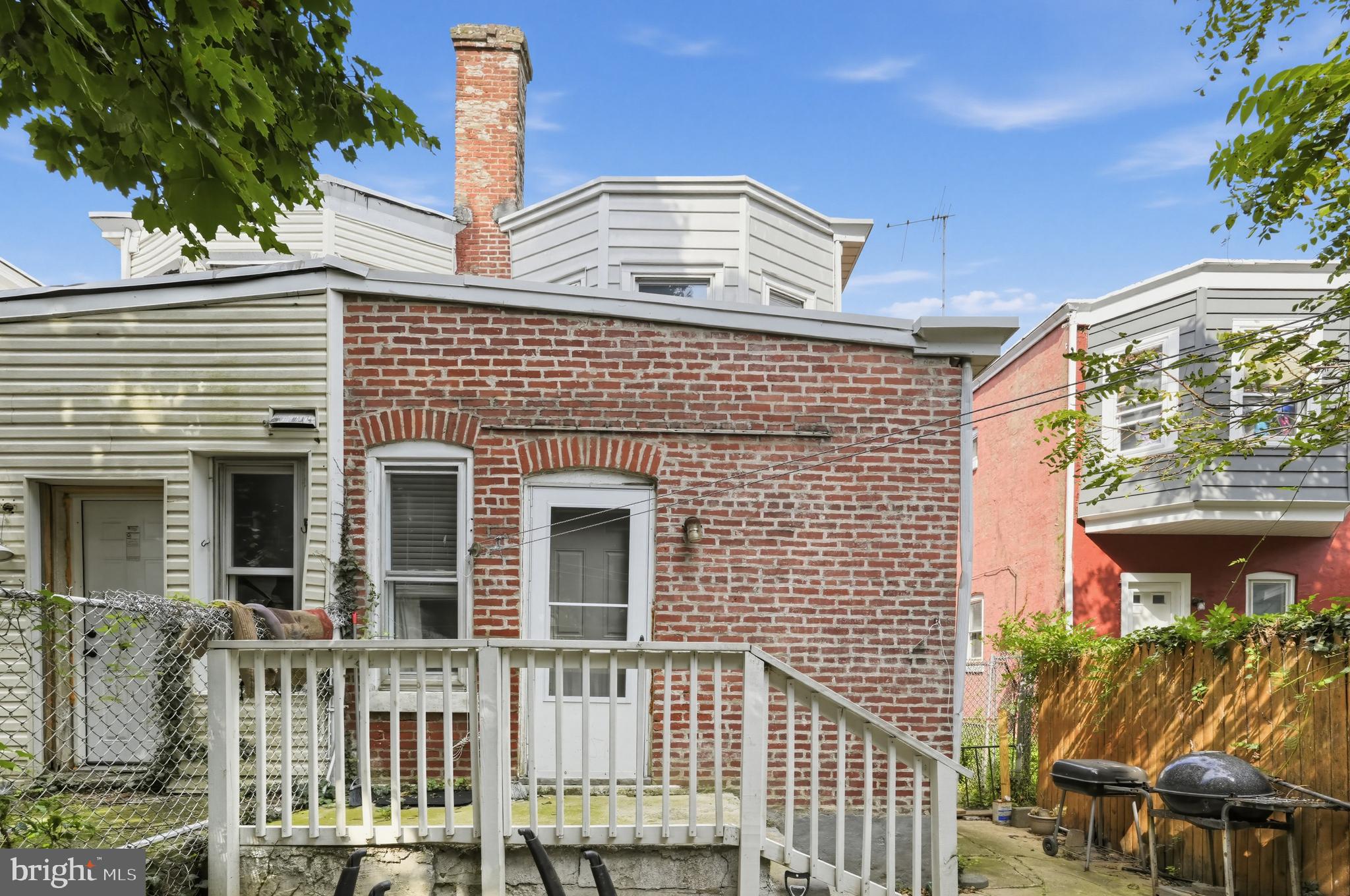 232 HIGHLAND AVENUE