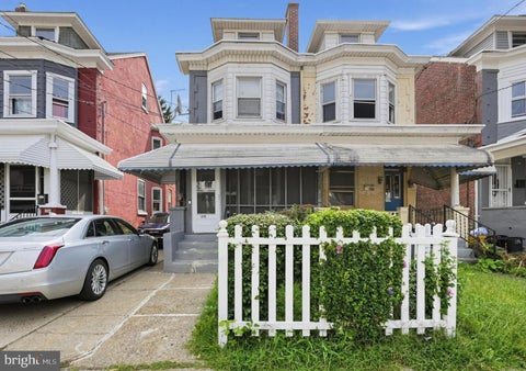 Townhouse For Sale - 232 Highland Avenue<br/> TRENTON, NJ 08618